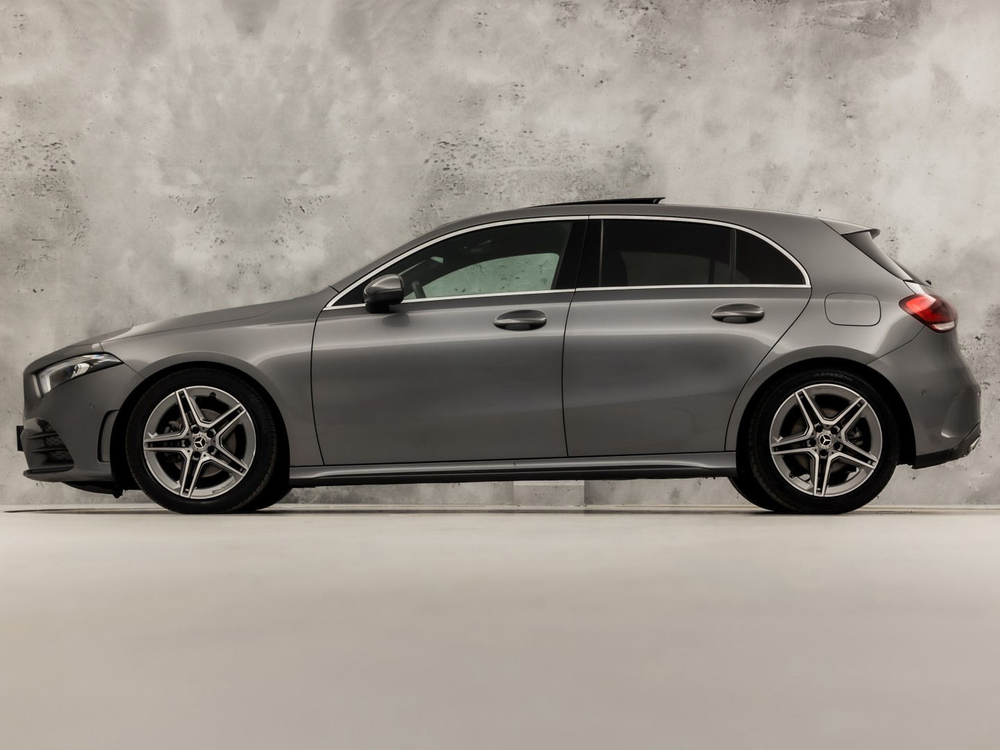 Foto van Mercedes-Benz A 200