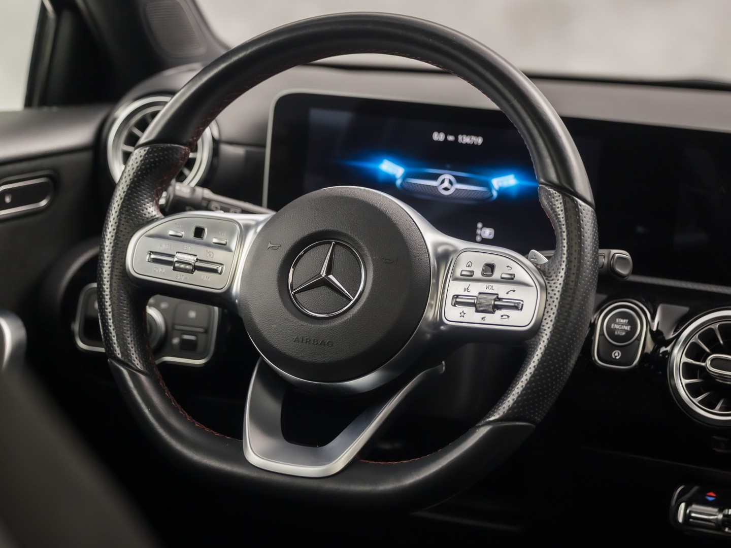 Foto van Mercedes-Benz A 200