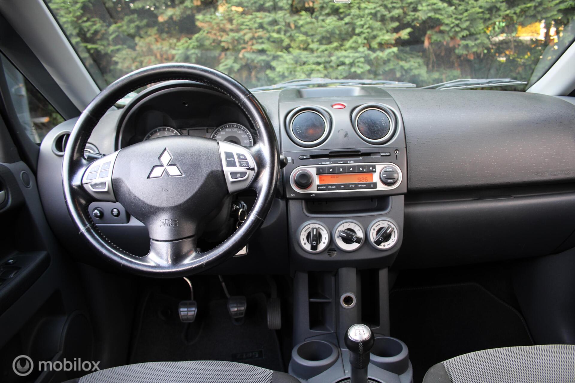 Foto van Mitsubishi Colt