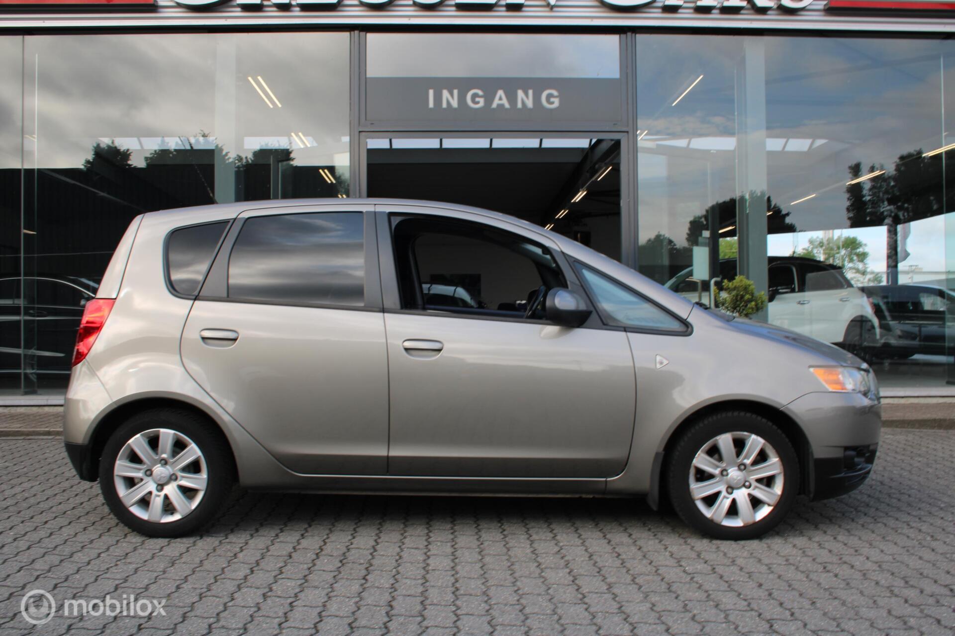 Foto van Mitsubishi Colt