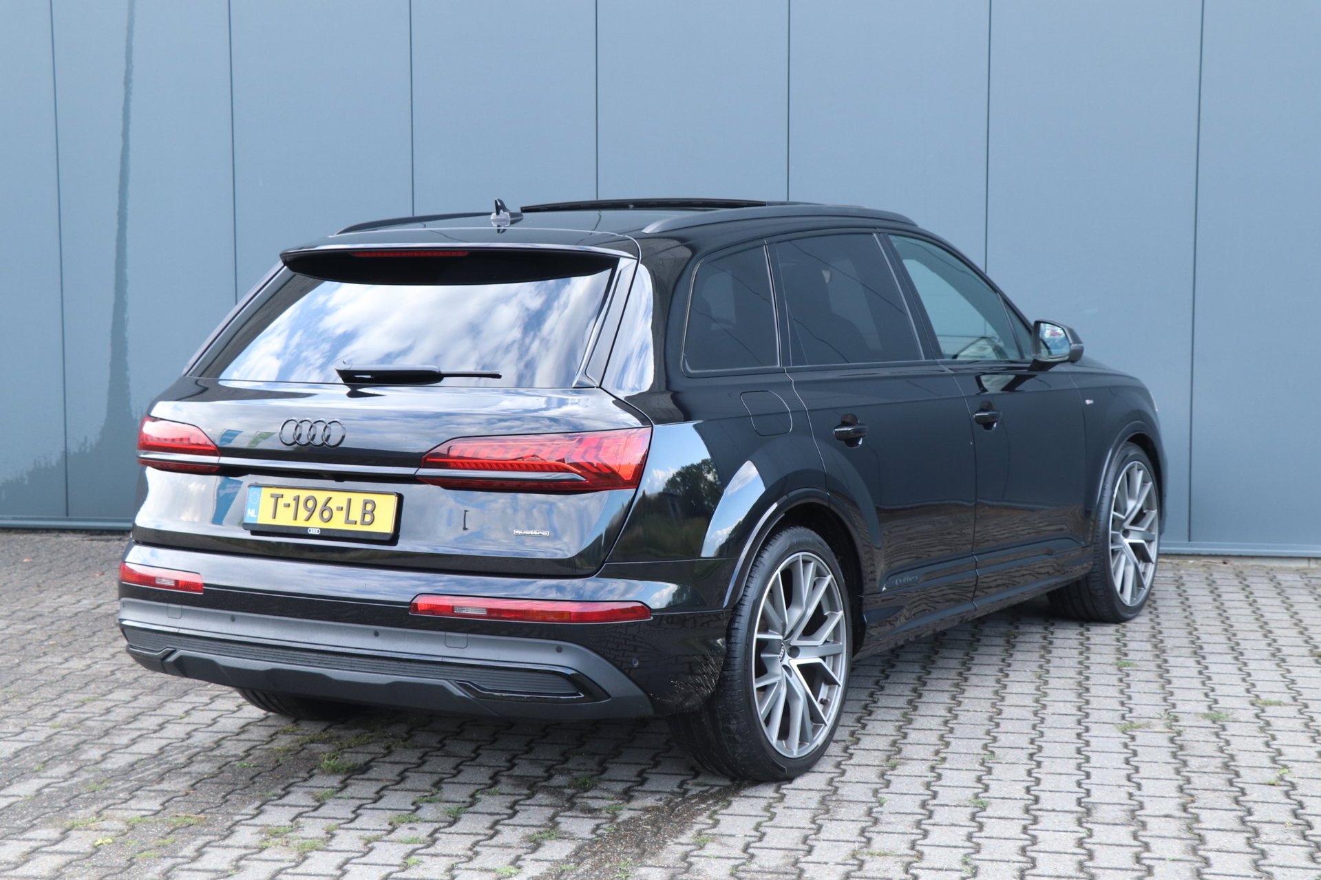 Foto van Audi Q7 55 TFSI E