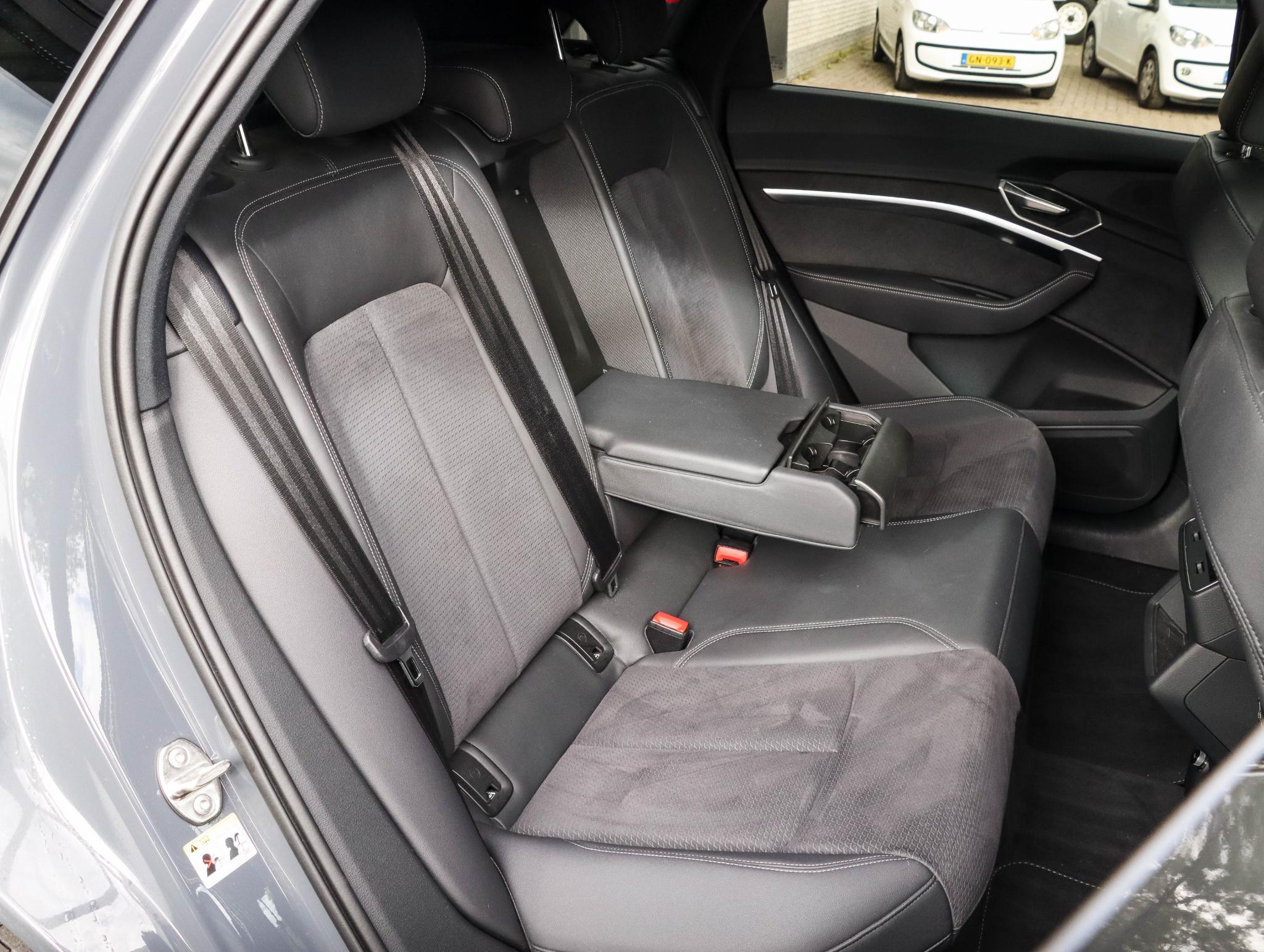 Foto van Audi Q8 55 E-tron