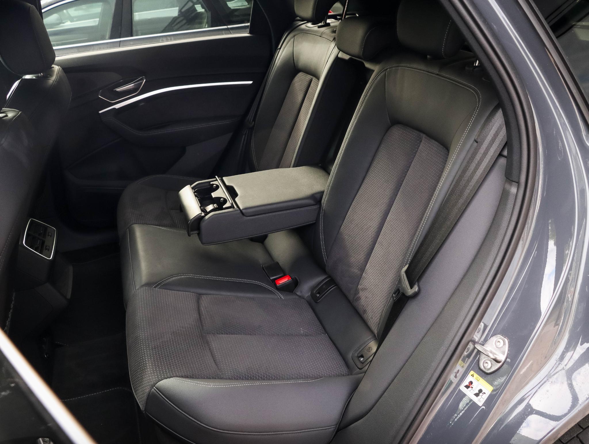 Foto van Audi Q8 55 E-tron
