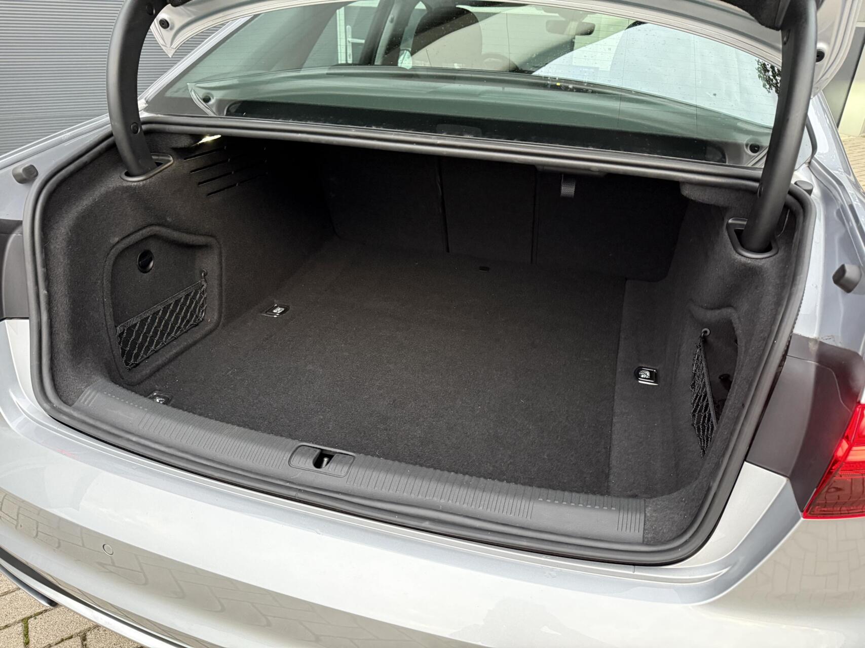 Foto van Audi A4 Limousine