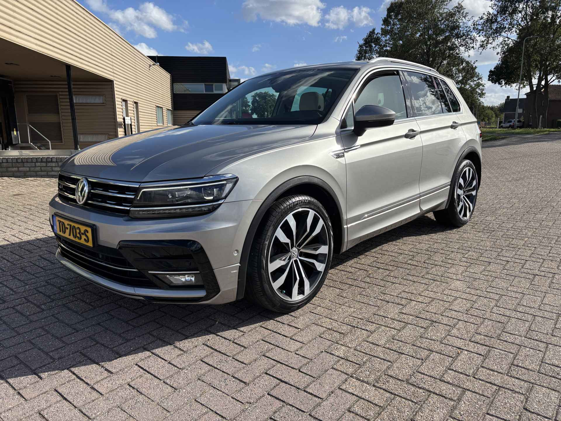 Volkswagen Tiguan 1.4 TSI 4Motion Highline 2018 - voorkant
