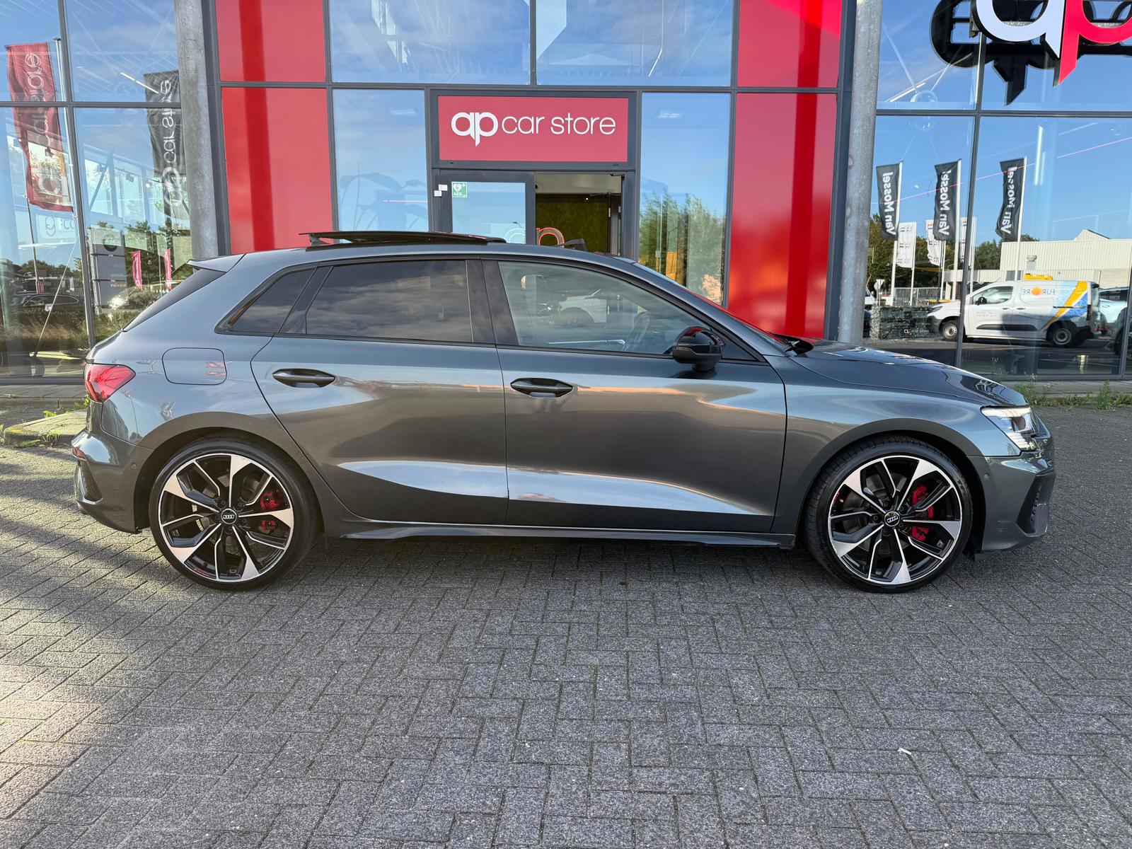 Foto van Audi S3 Sportback