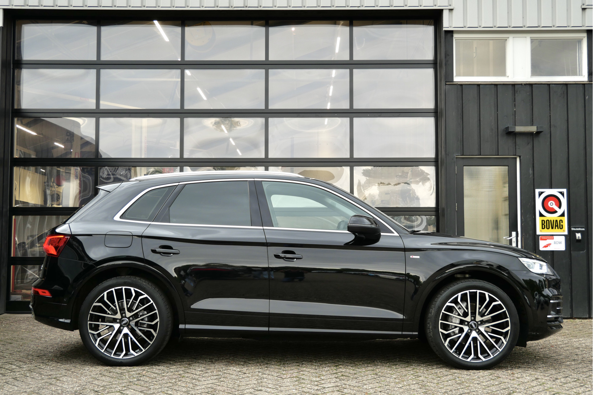 Foto van Audi Q5 55 TFSI E
