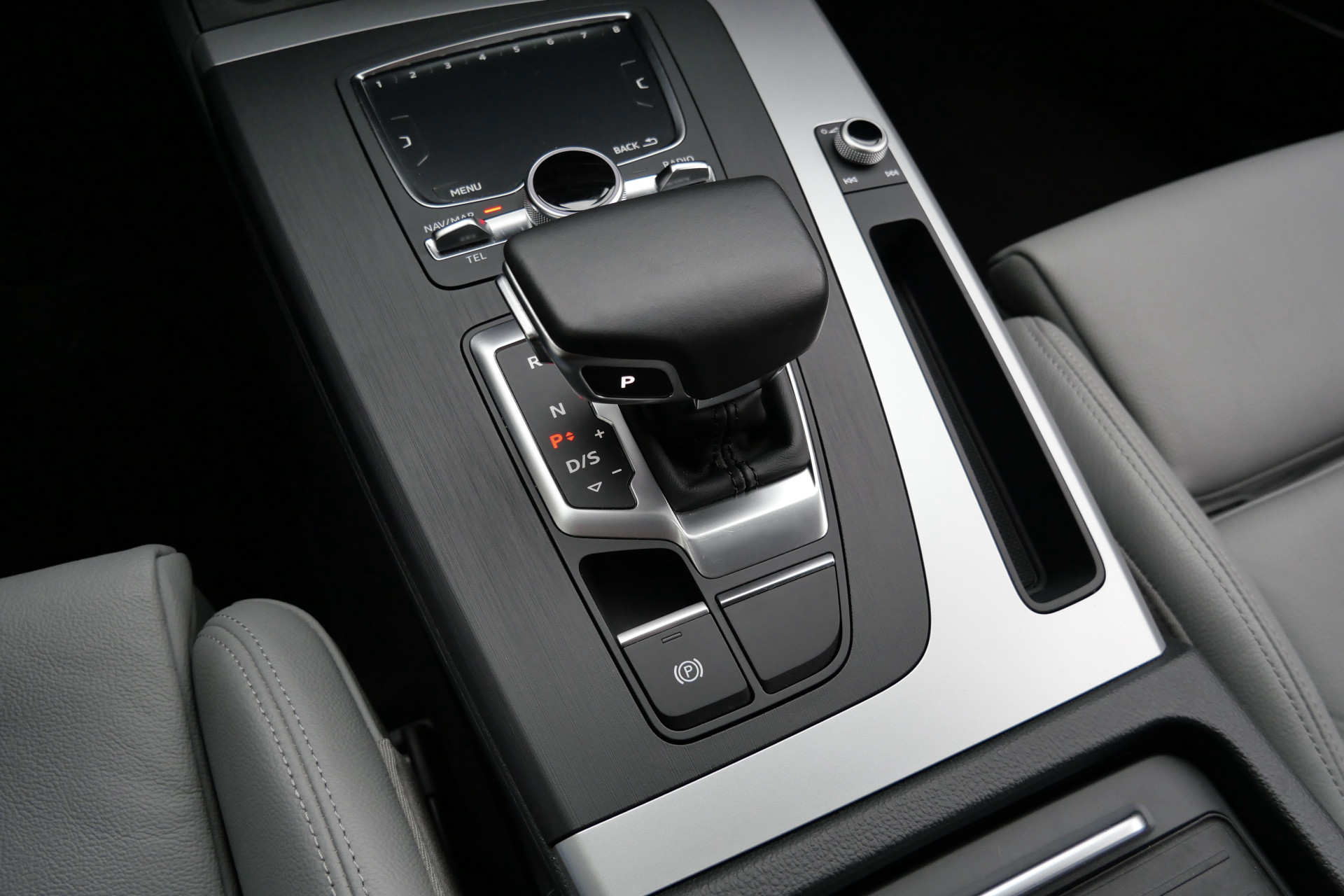 Foto van Audi Q5 55 TFSI E