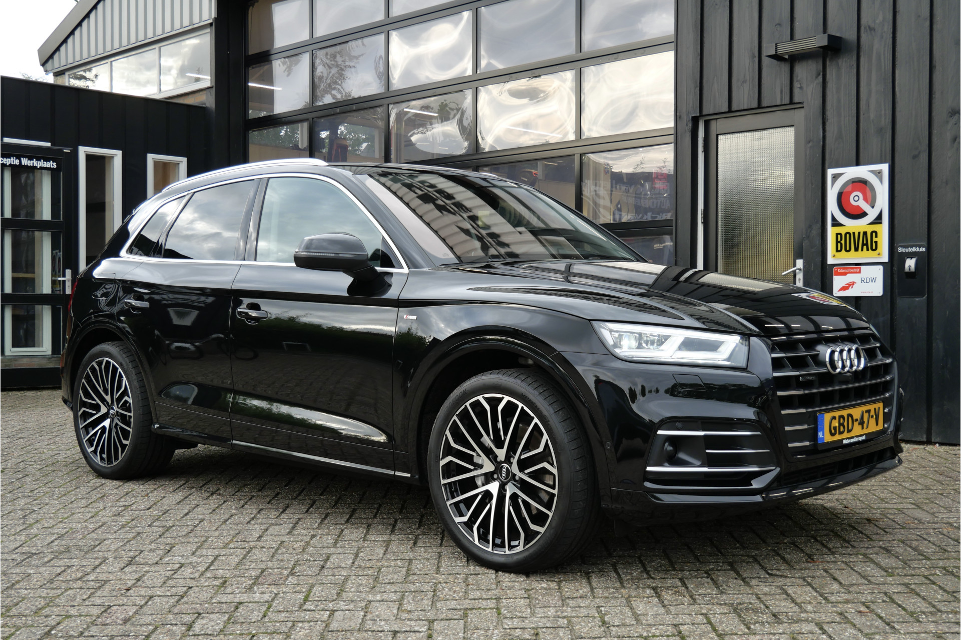 Audi Q5 55 TFSI E 55 TFSI e quattro Competition 2020 - voorkant