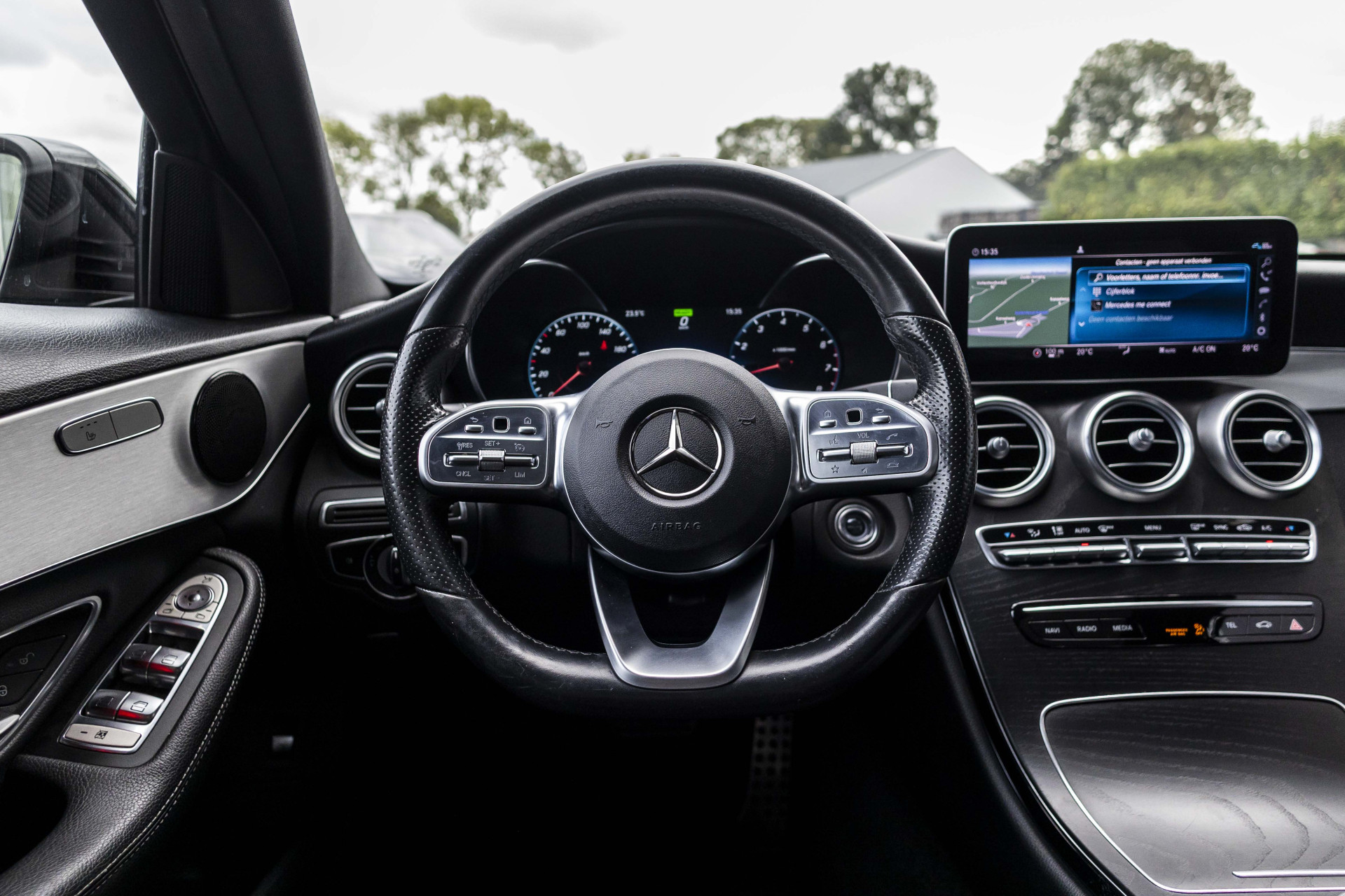 Foto van Mercedes-Benz C 200