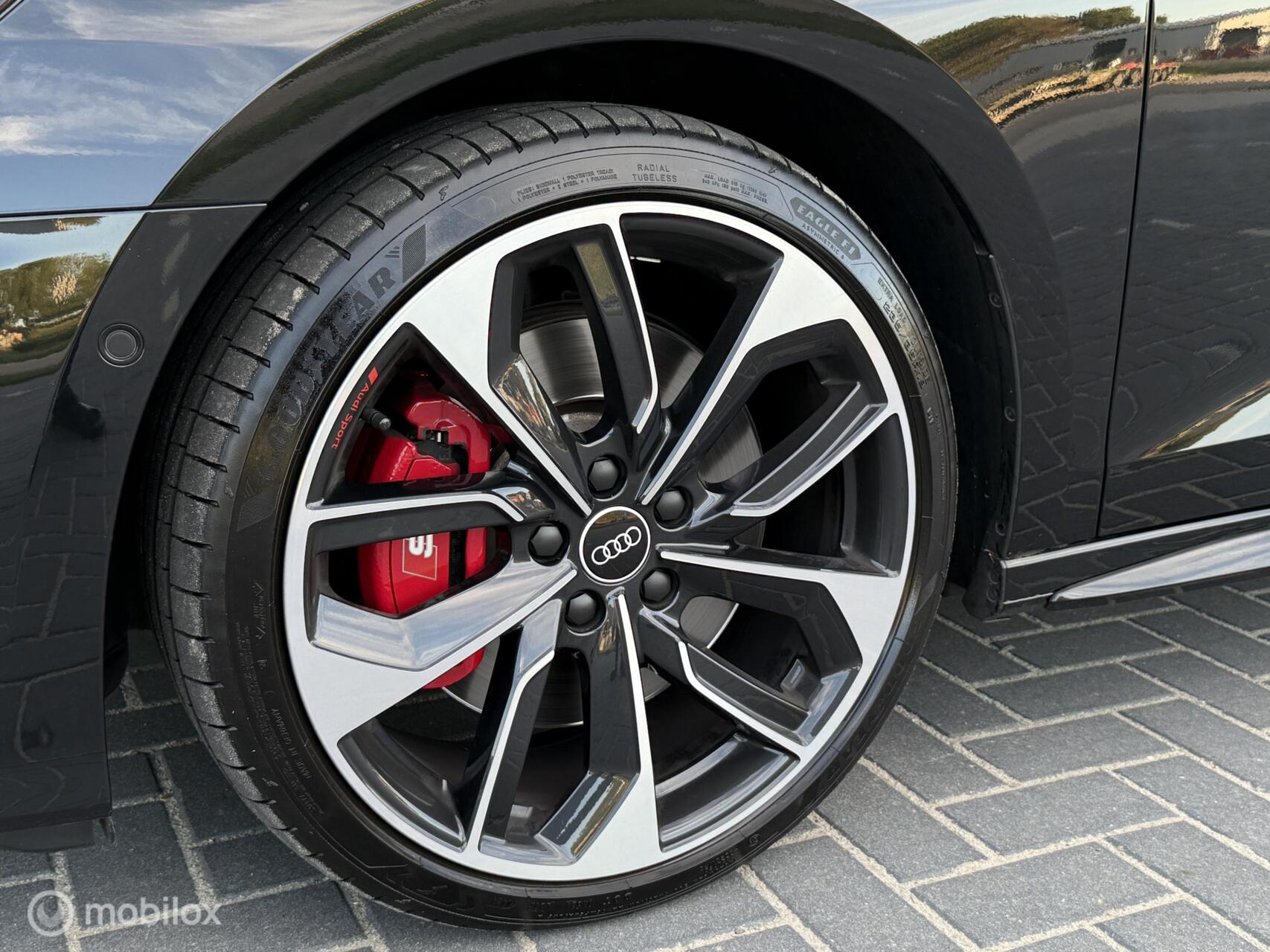 Foto van Audi S3 Sportback