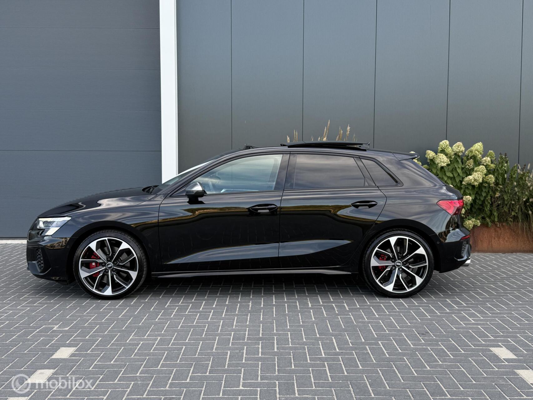 Foto van Audi S3 Sportback