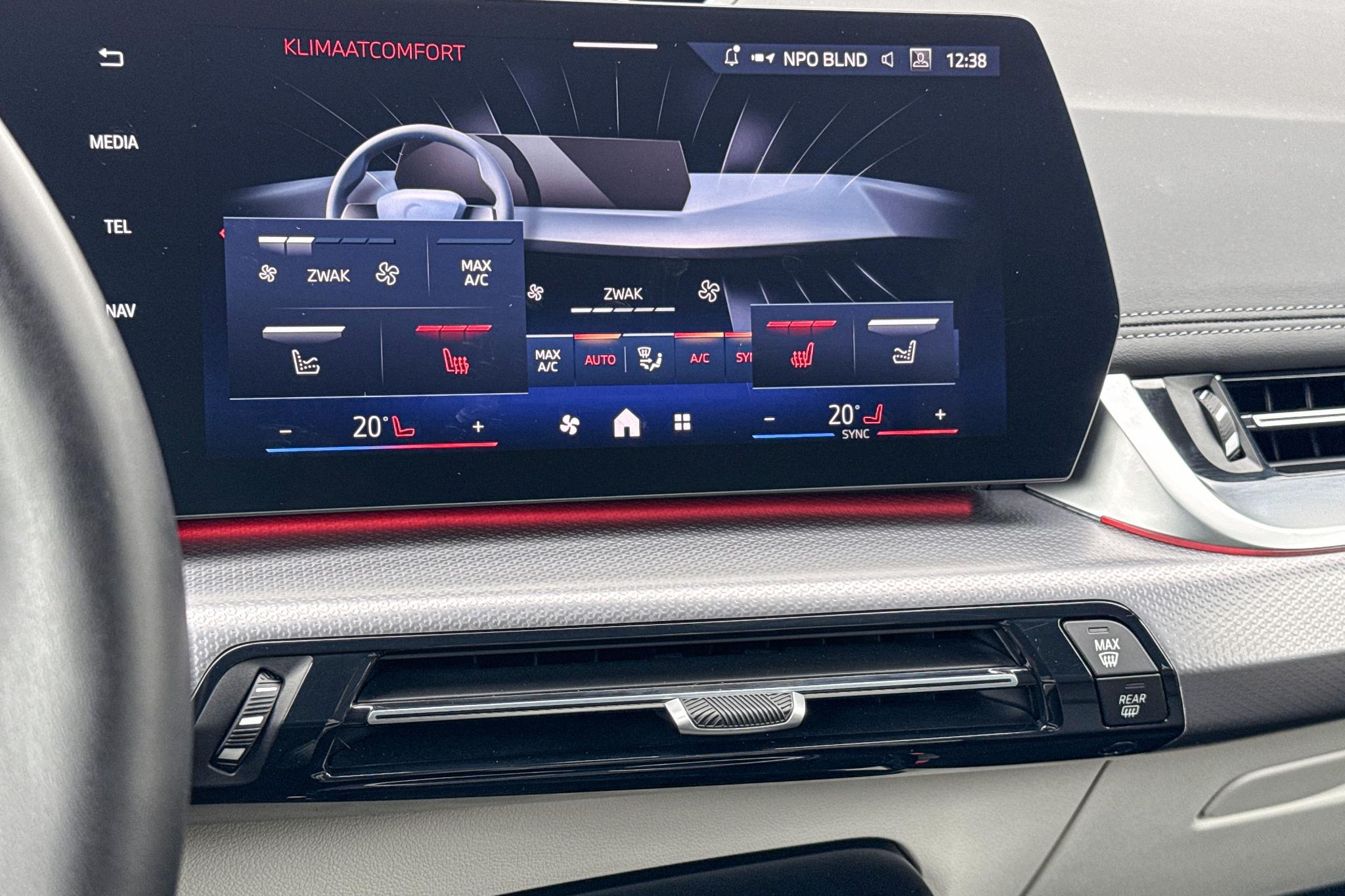 Foto van BMW X1 Xdrive25e