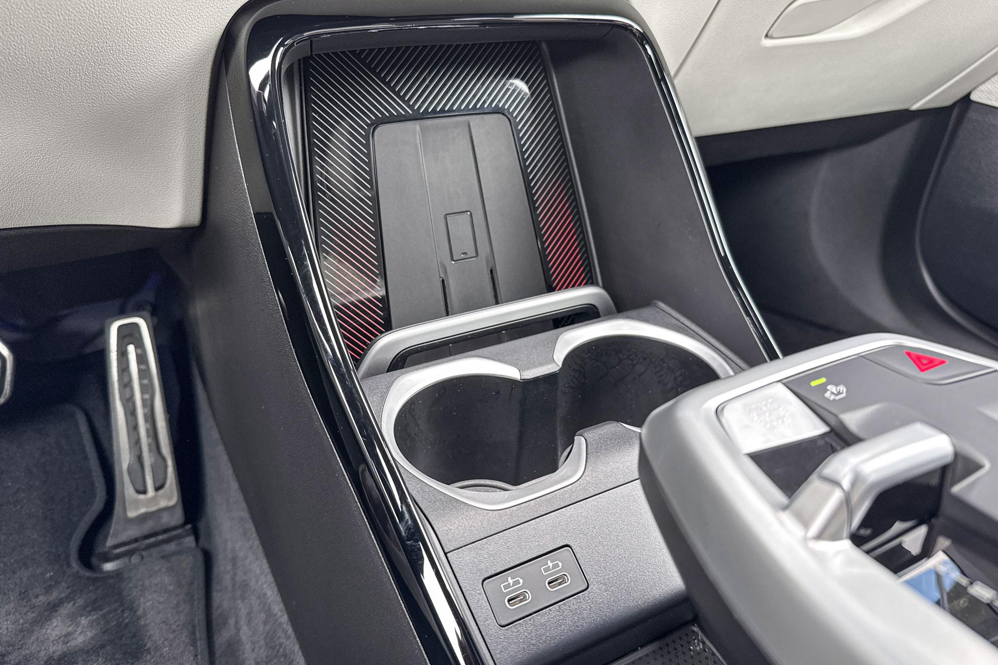 Foto van BMW X1 Xdrive25e