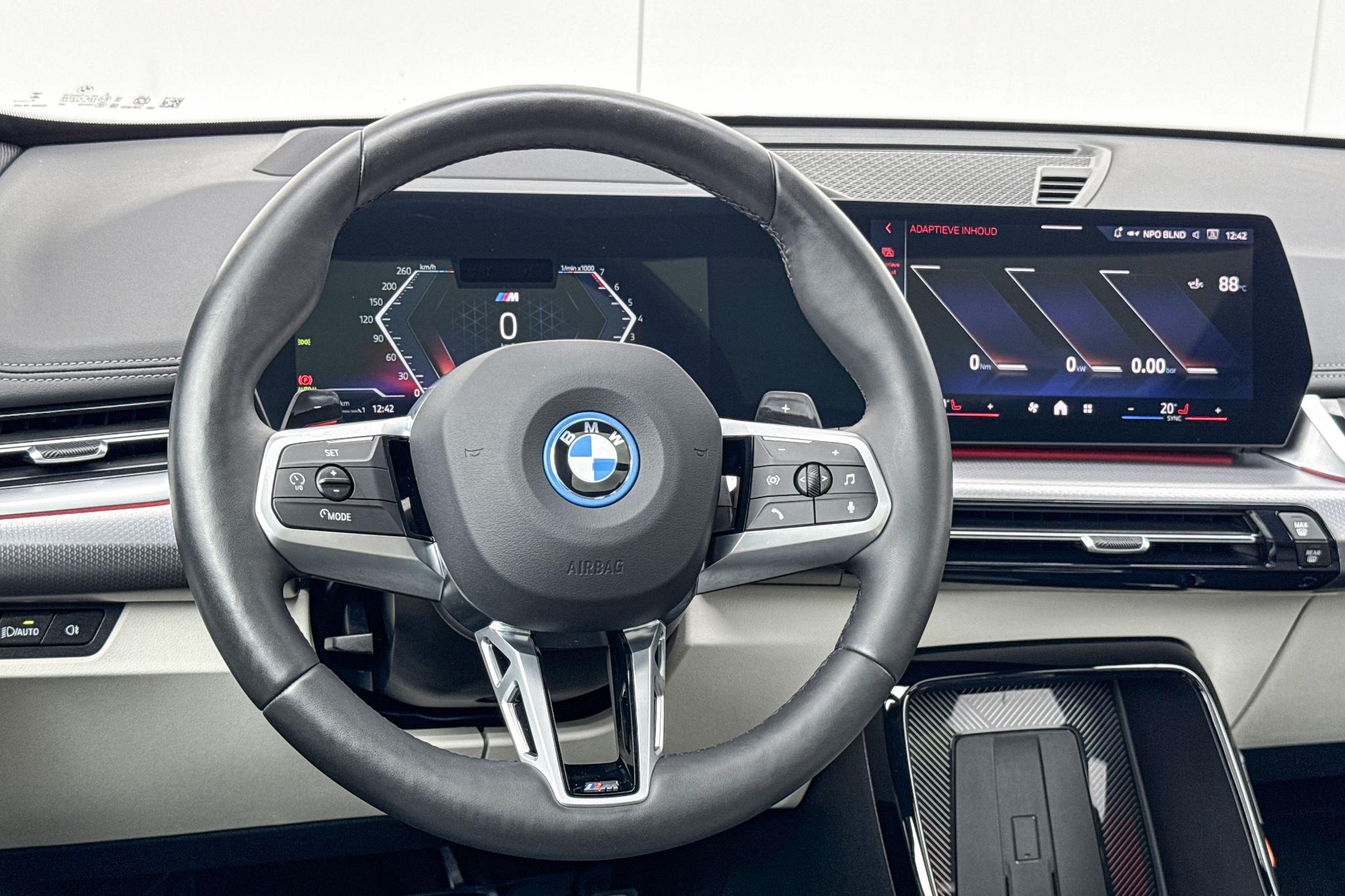 Foto van BMW X1 Xdrive25e