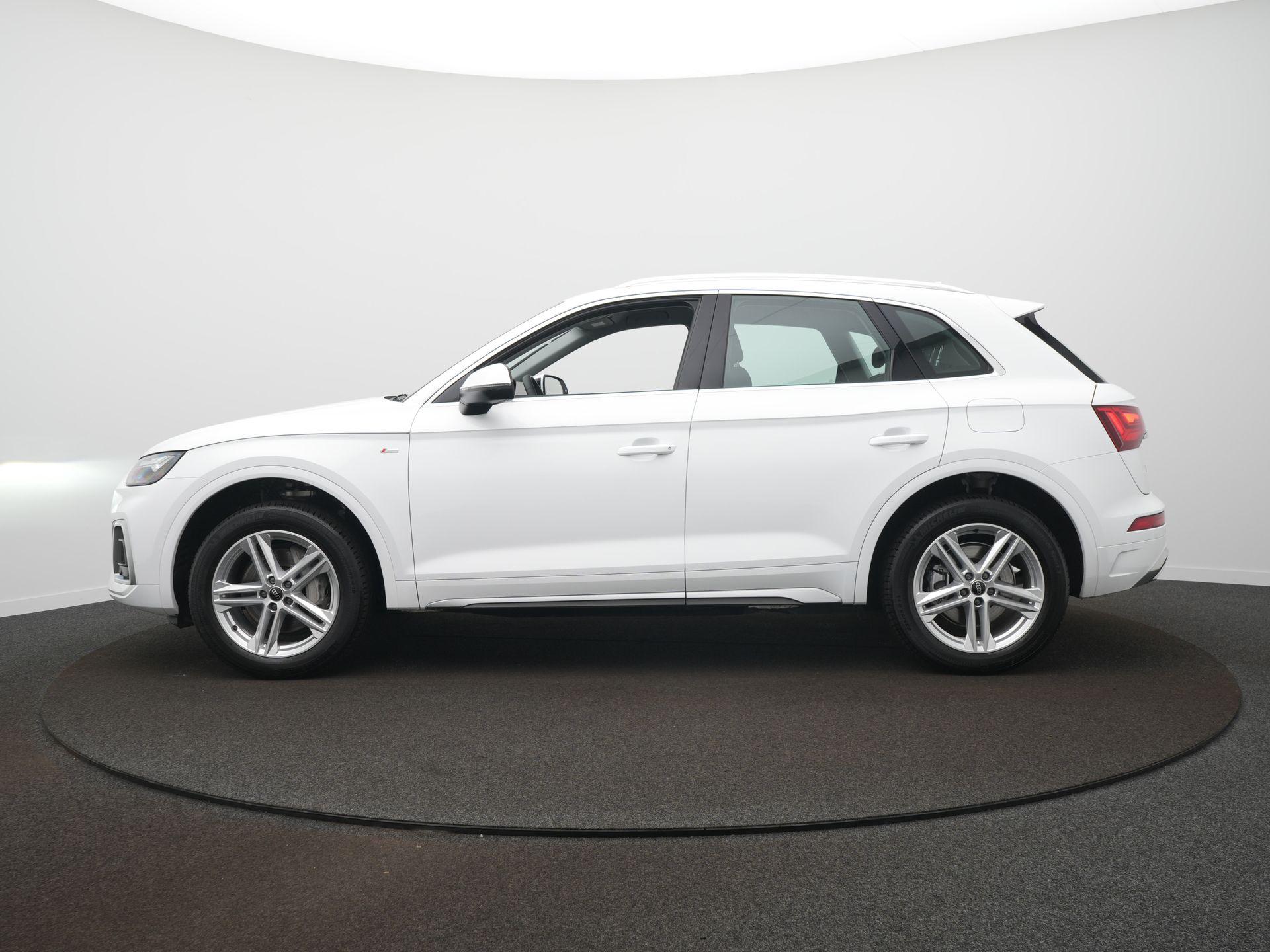 Foto van Audi Q5 55 TFSI E