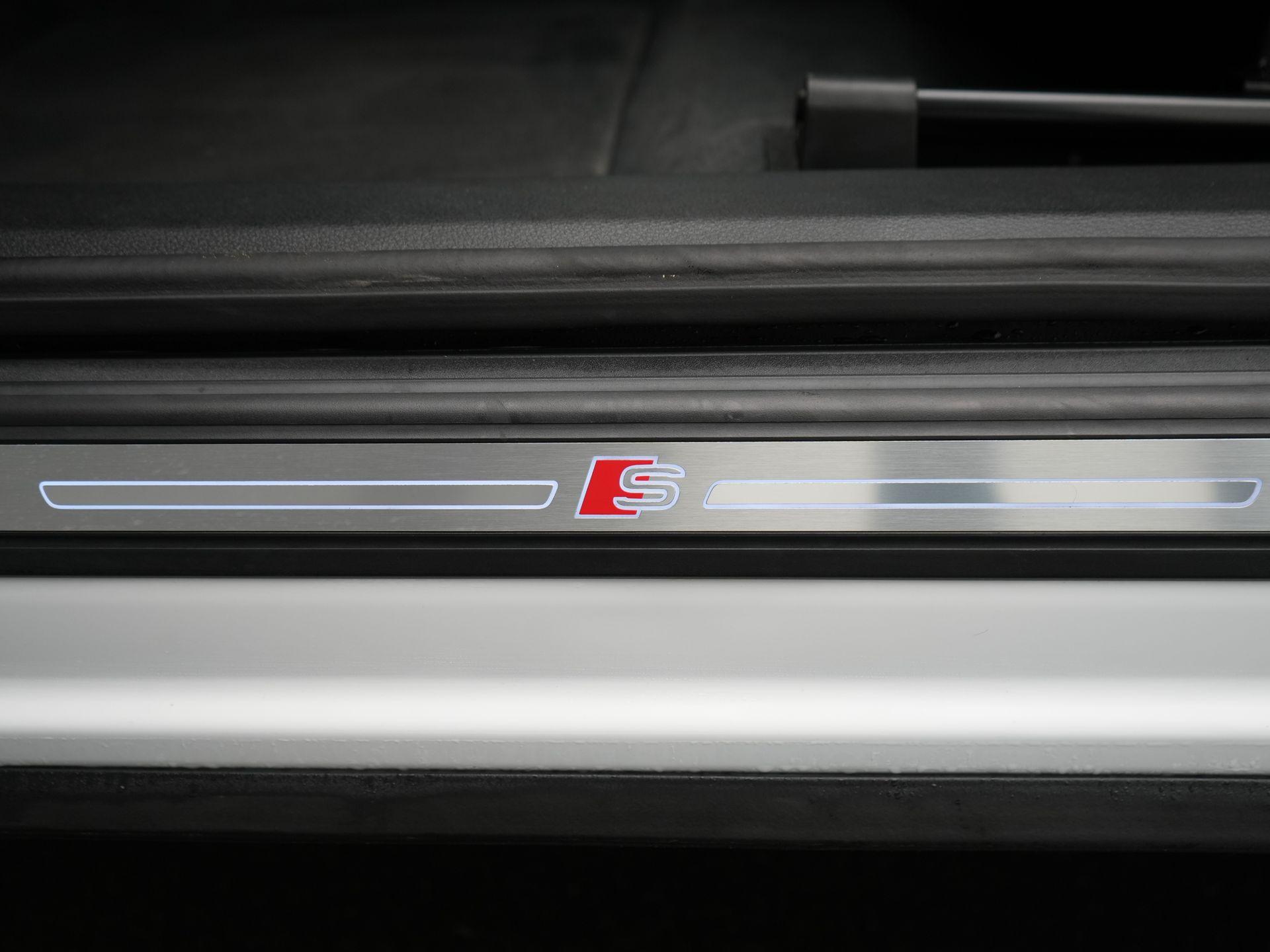 Foto van Audi Q5 55 TFSI E