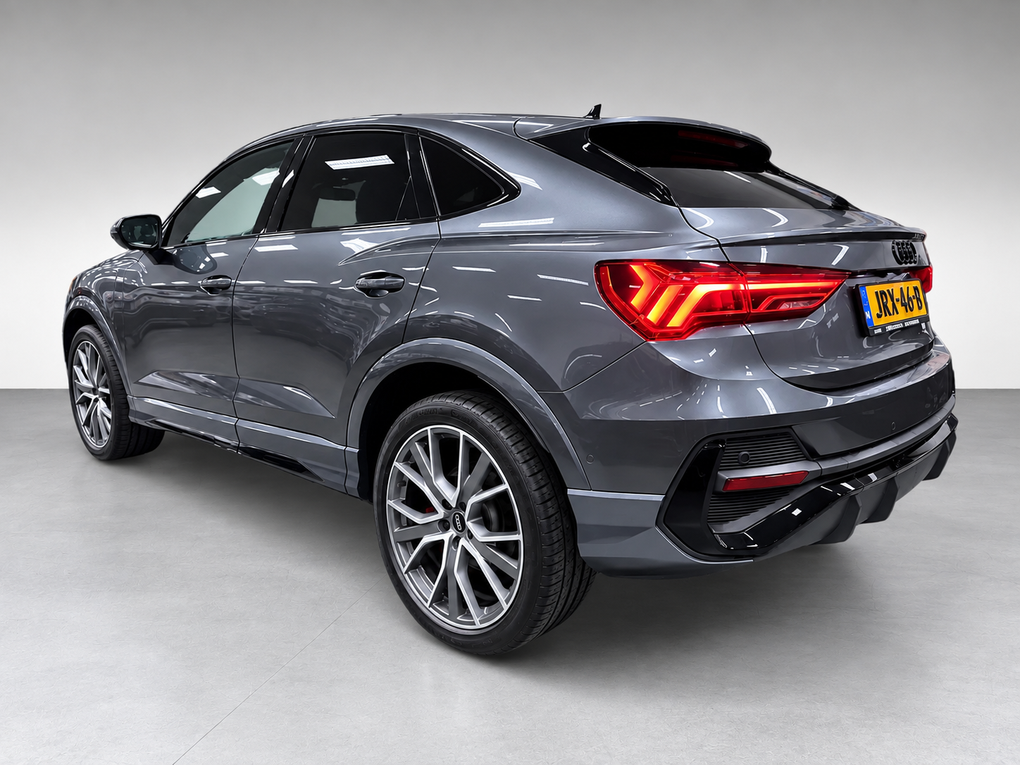 Foto van Audi Q3 Sportback E-tron