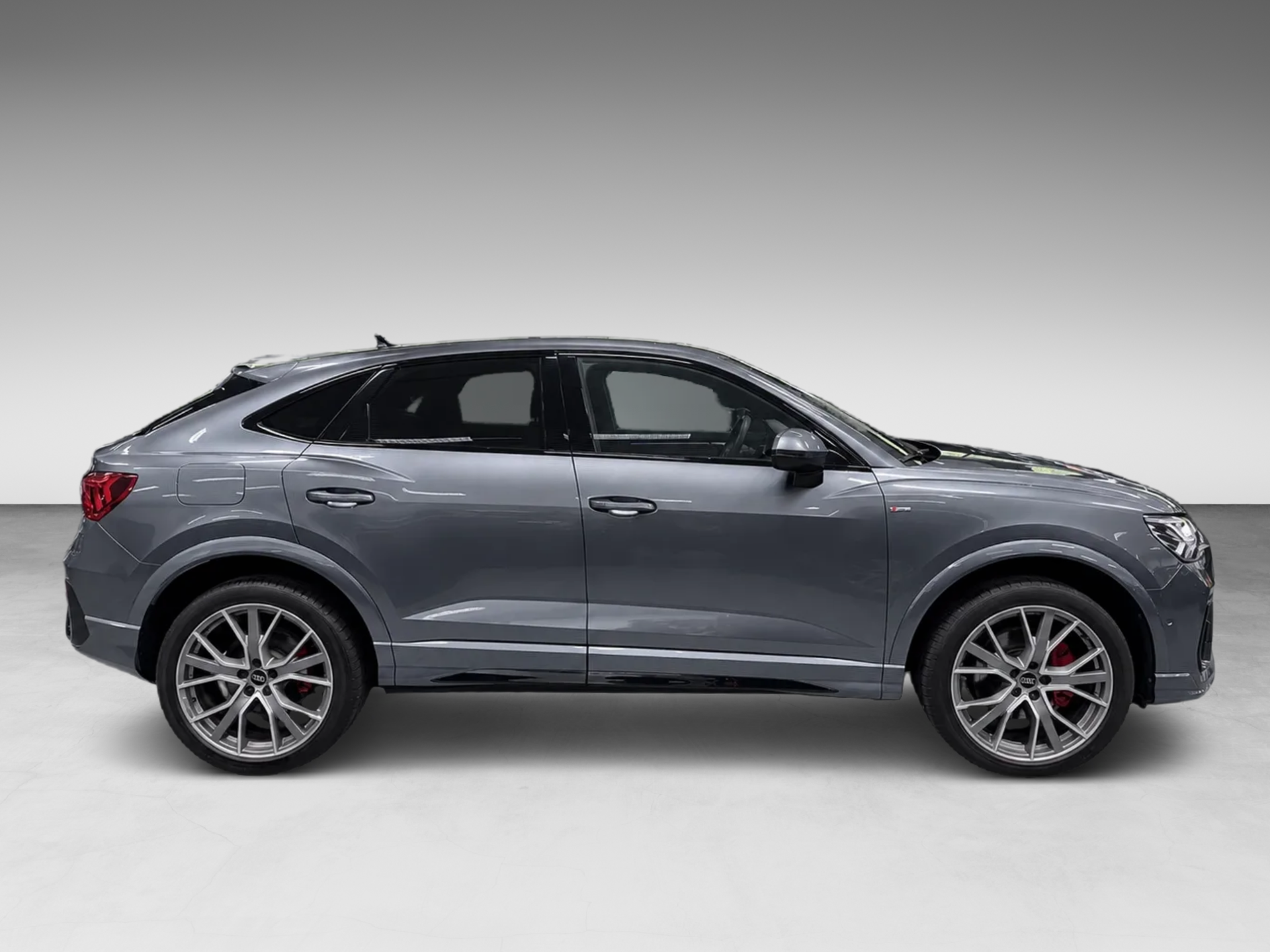 Foto van Audi Q3 Sportback E-tron