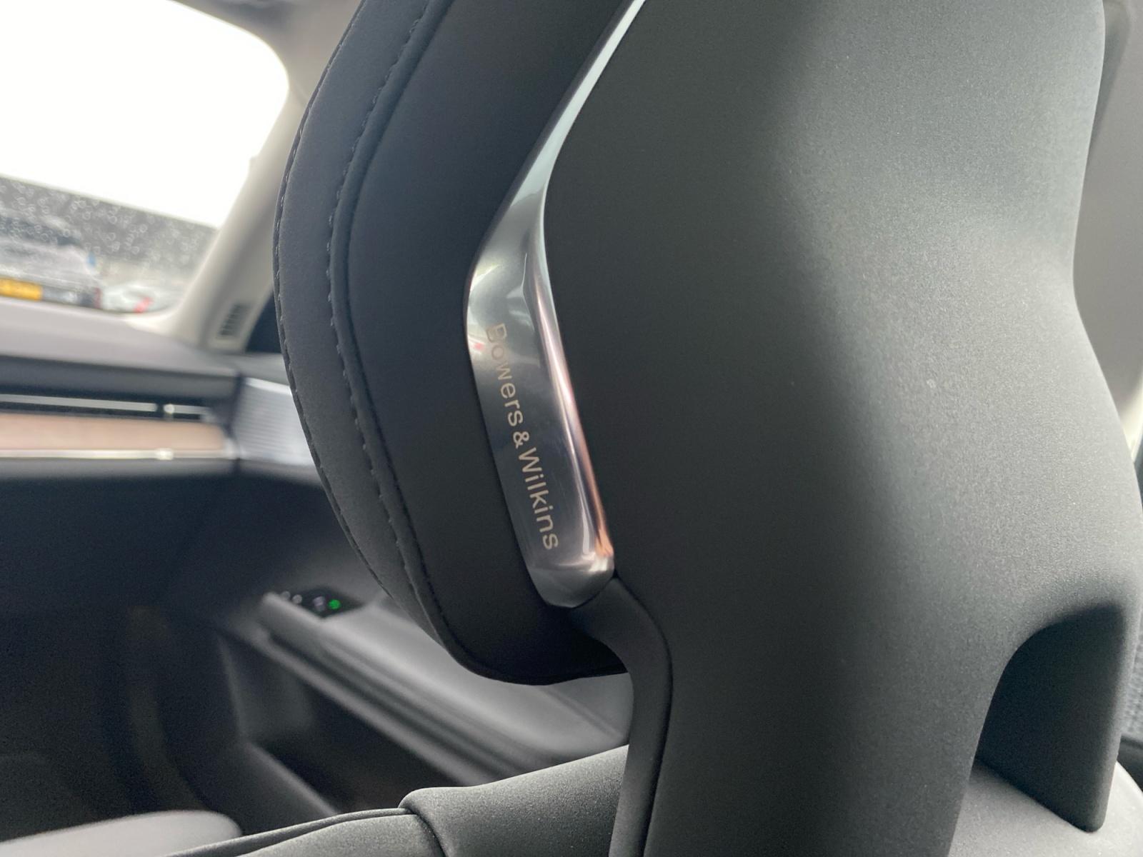 Foto van Volvo Es90