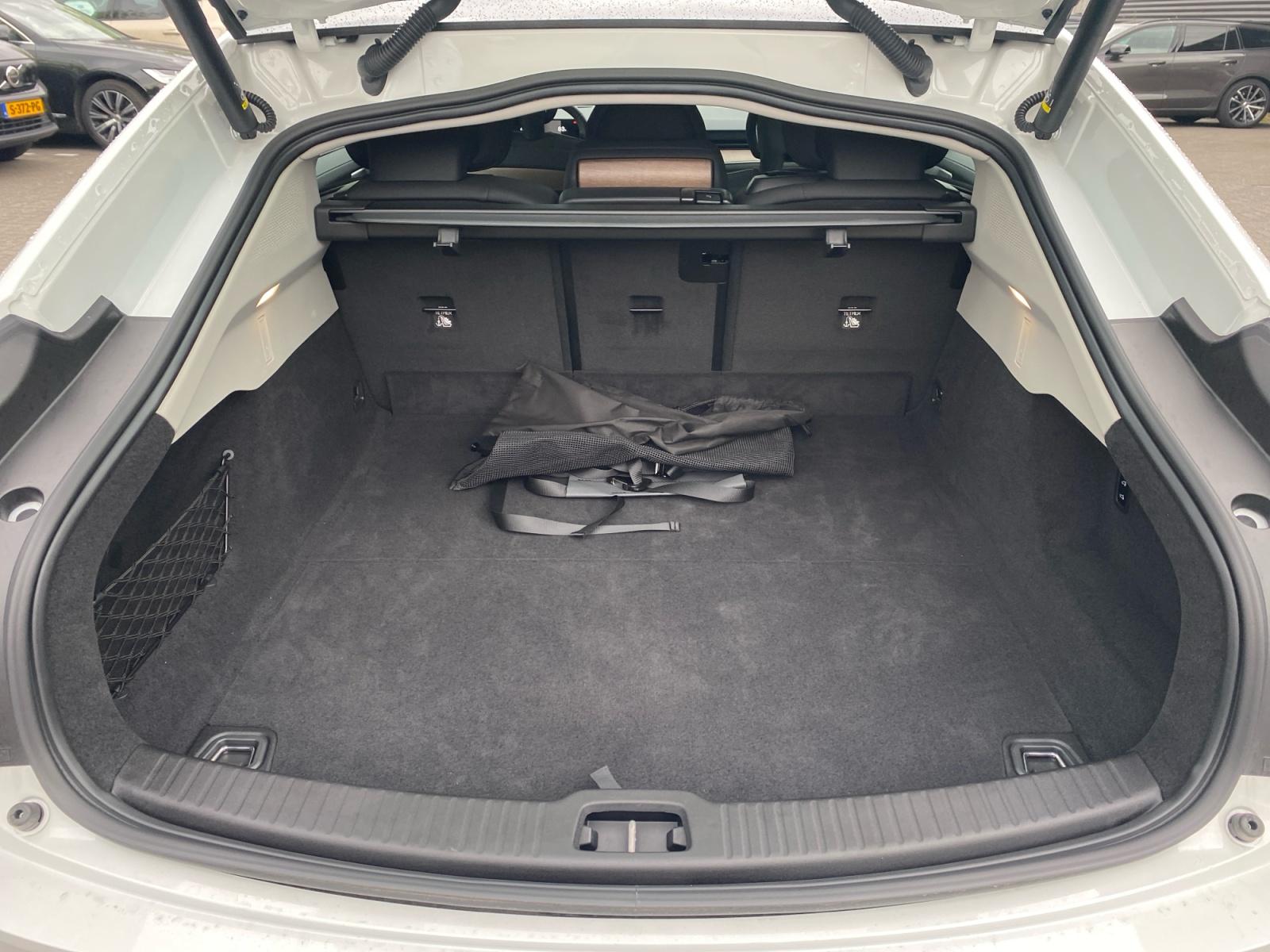 Foto van Volvo Es90