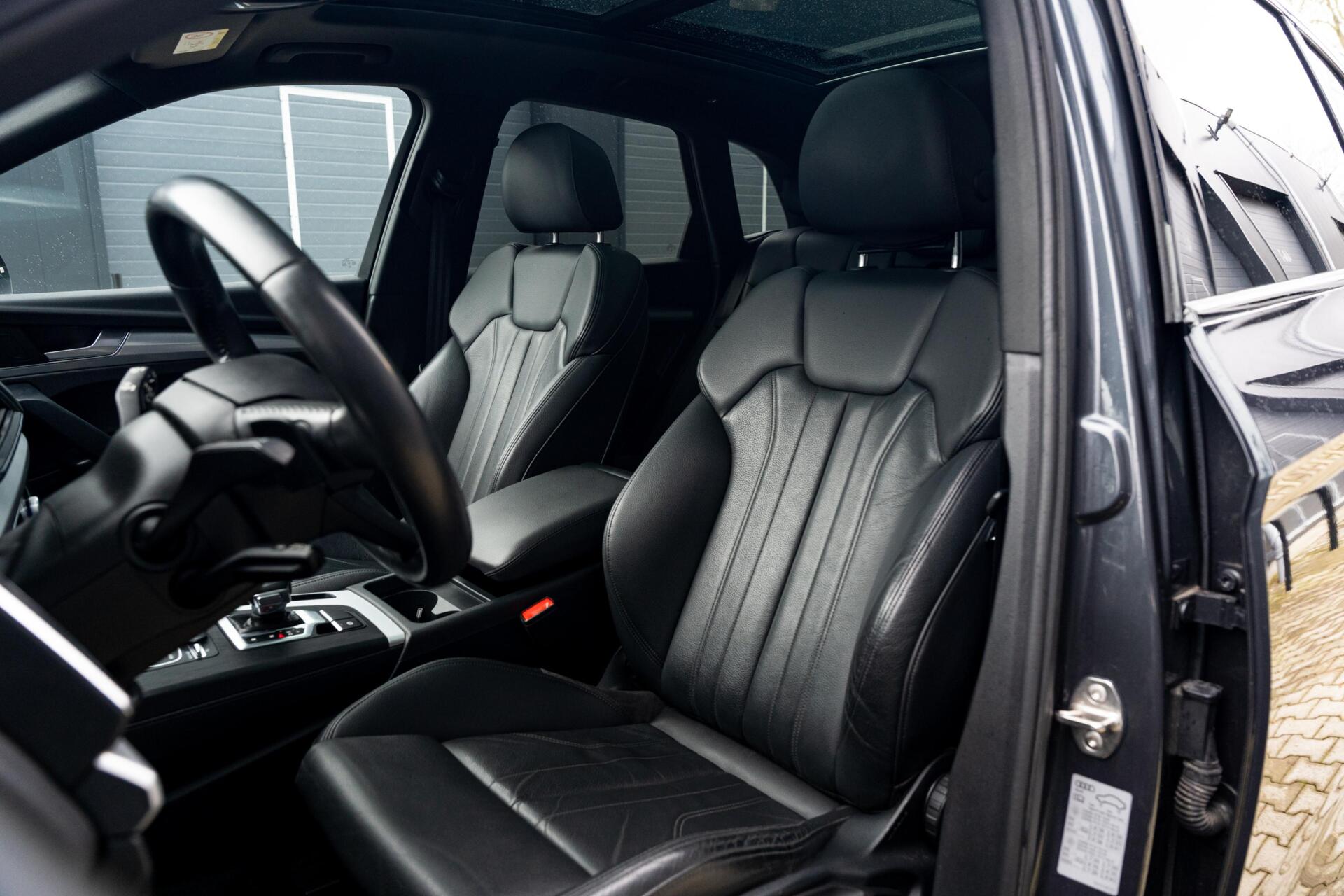 Foto van Audi Q5 55 TFSI E