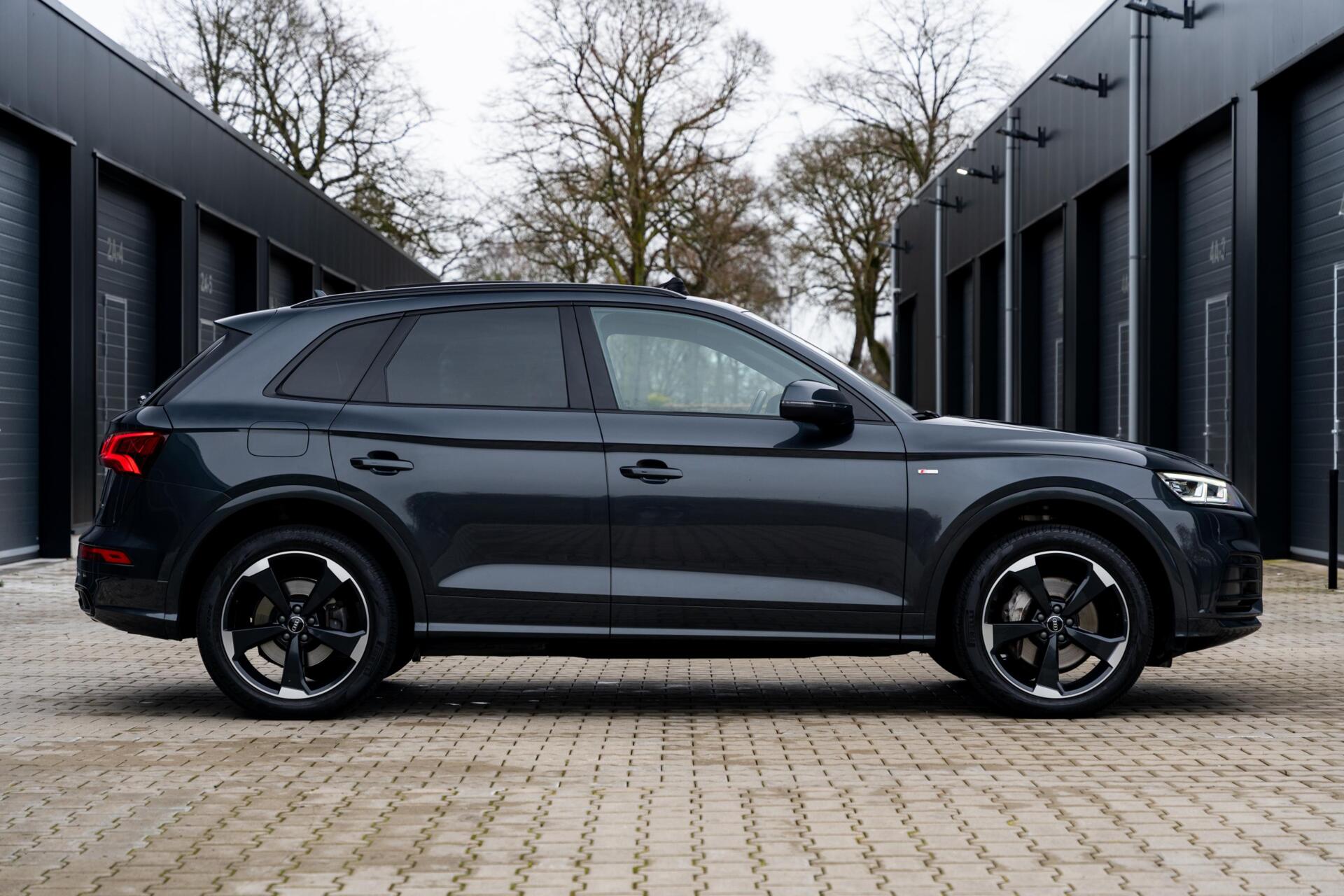 Foto van Audi Q5 55 TFSI E