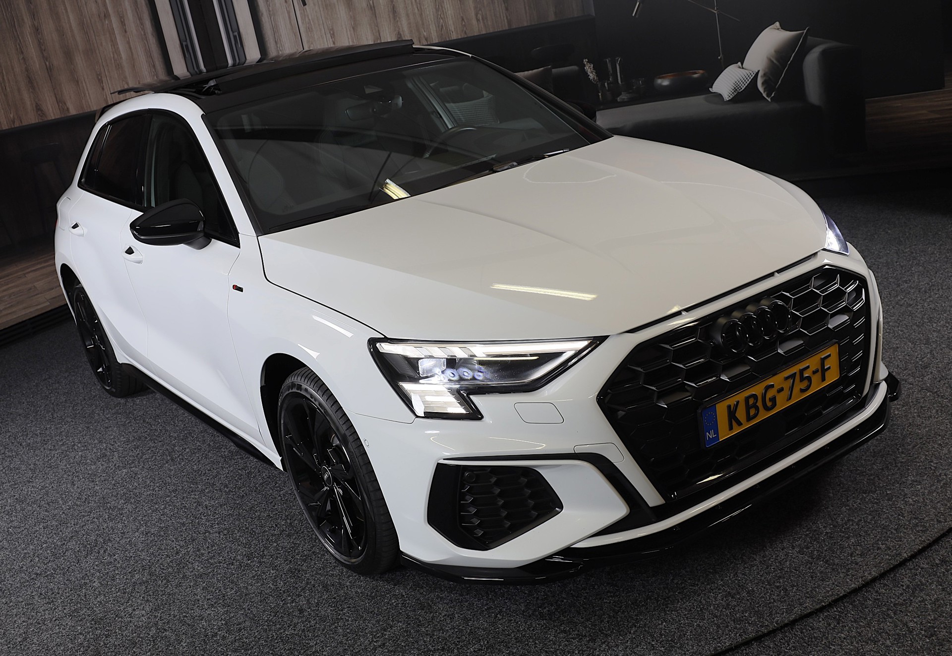 Foto van Audi A3 45 TFSIe