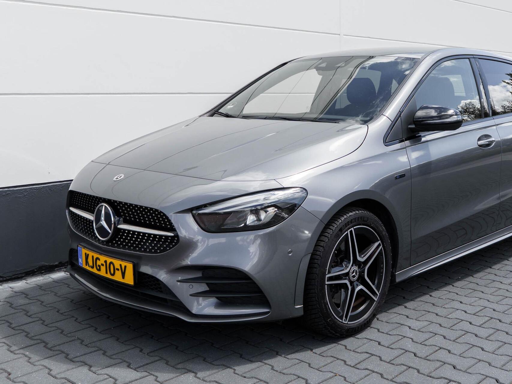 Foto van Mercedes-Benz B 250 E