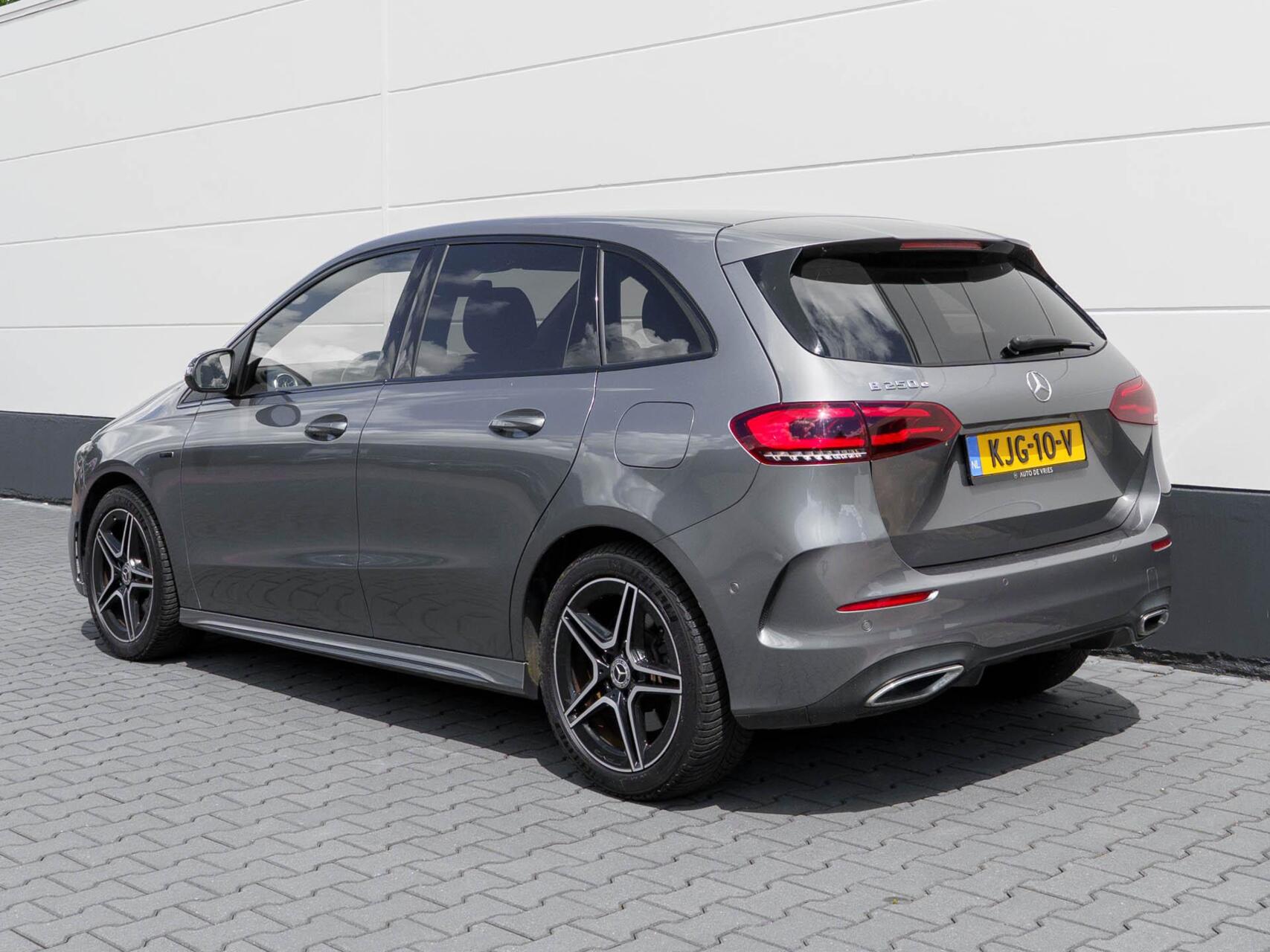 Foto van Mercedes-Benz B 250 E