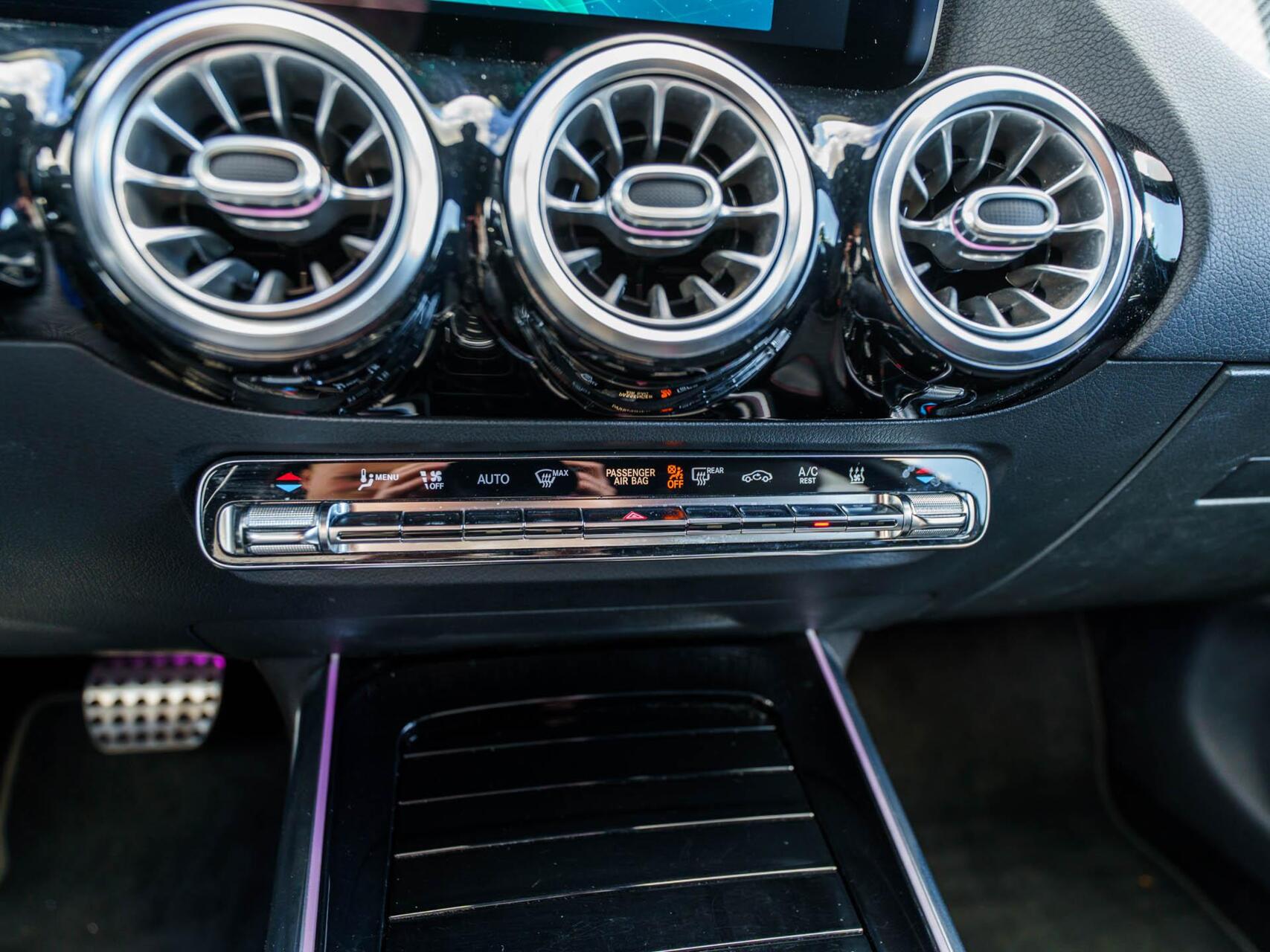 Foto van Mercedes-Benz B 250 E