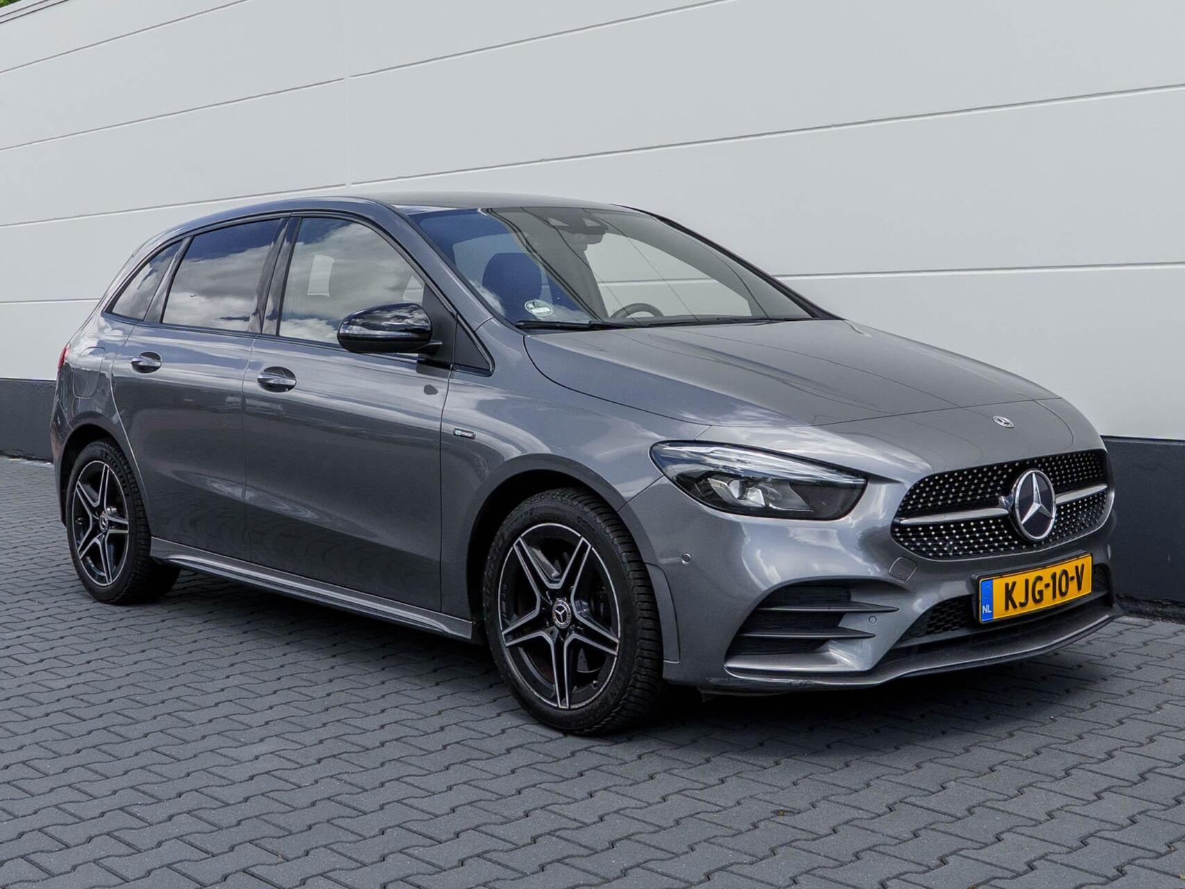 Foto van Mercedes-Benz B 250 E