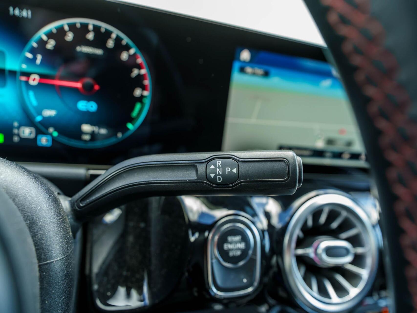 Foto van Mercedes-Benz B 250 E