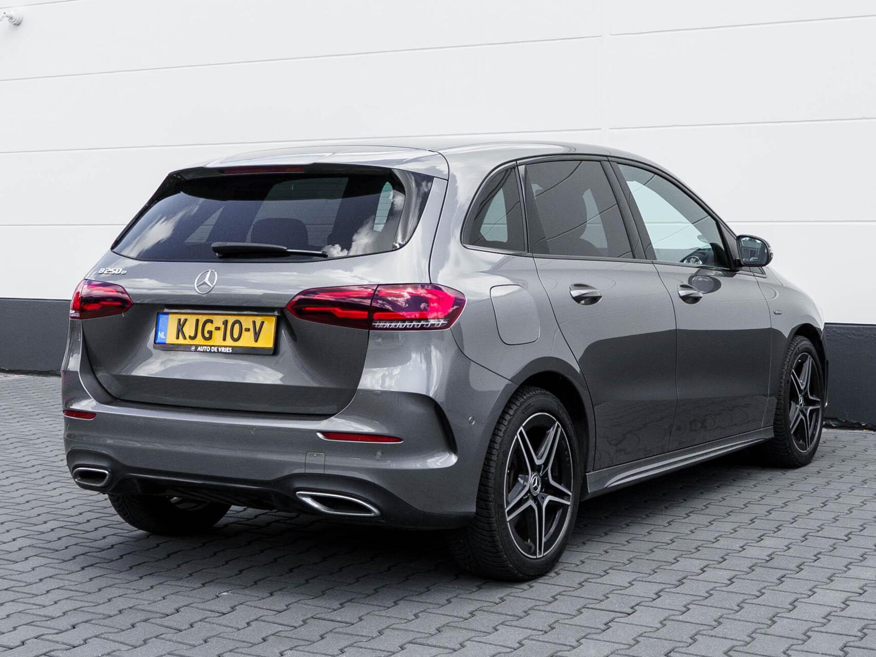 Foto van Mercedes-Benz B 250 E