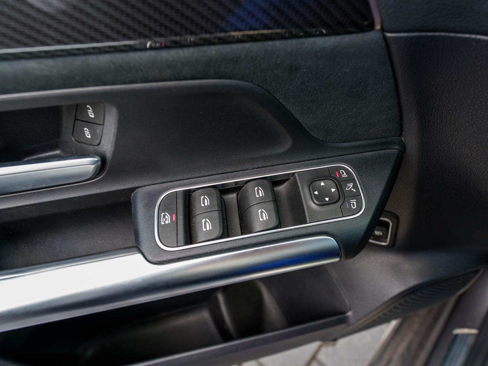 Foto van Mercedes-Benz B 250 E