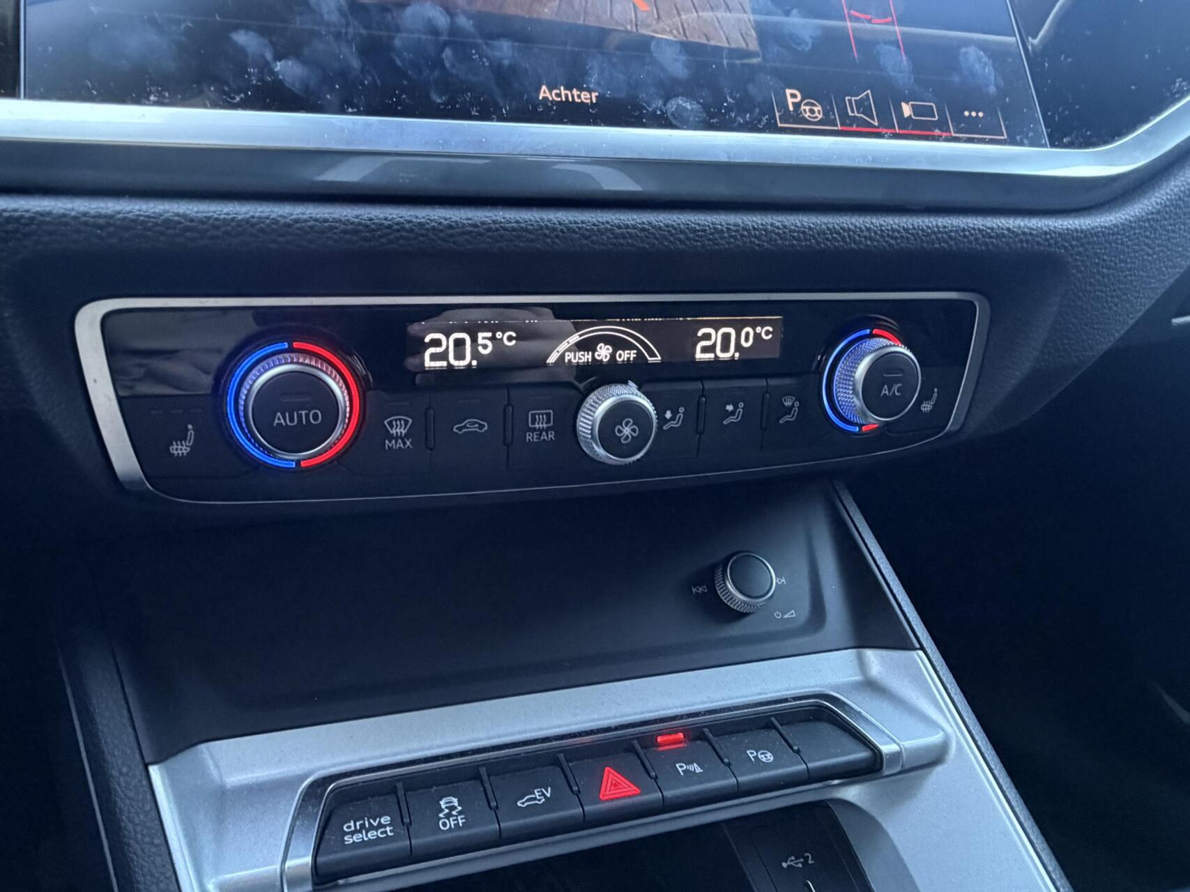 Foto van Audi Q3 Sportback E-tron