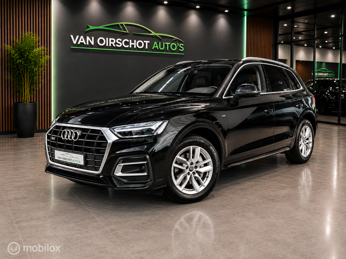Audi Q5 50 TFSI E QUATTRO BJ 22 2022 - voorkant