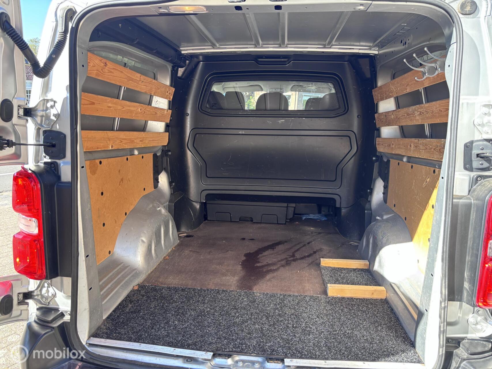 Foto van Peugeot Expert