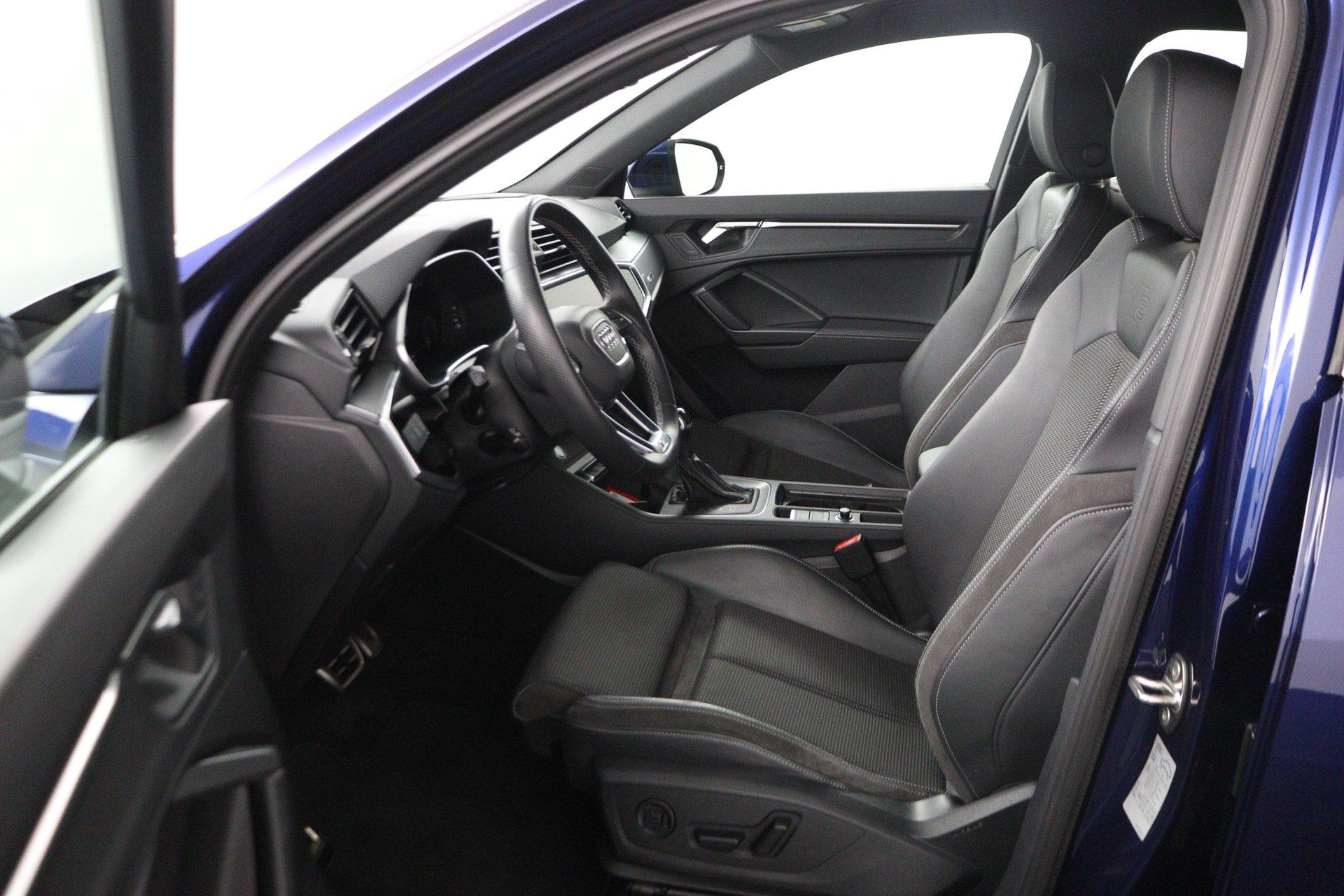 Foto van Audi Q3 Sportback E-tron
