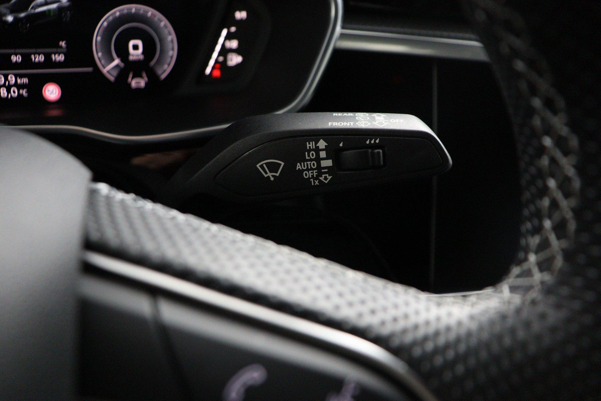Foto van Audi Q3 Sportback E-tron