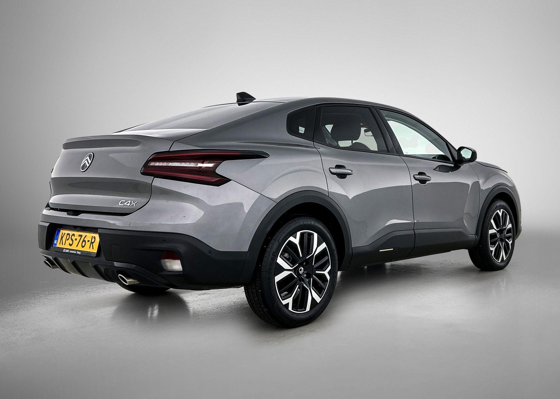 Foto van Citroen C4 X