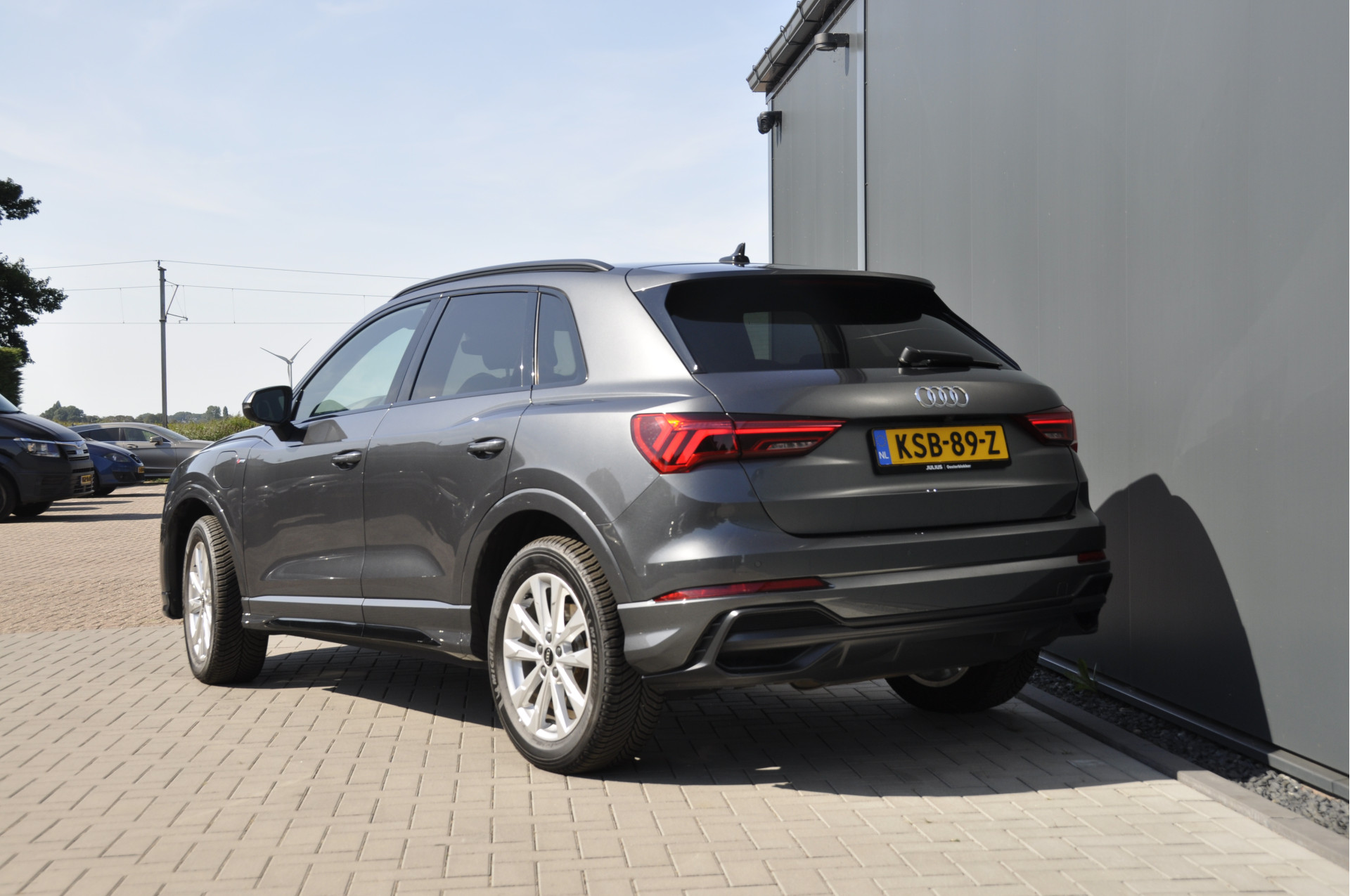 Foto van Audi Q3 E-tron