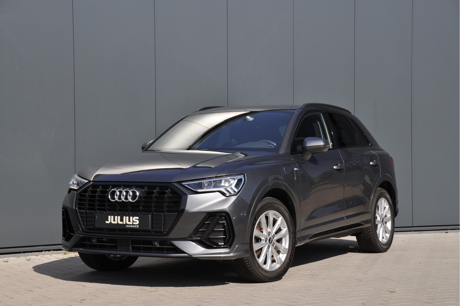 Foto van Audi Q3 E-tron
