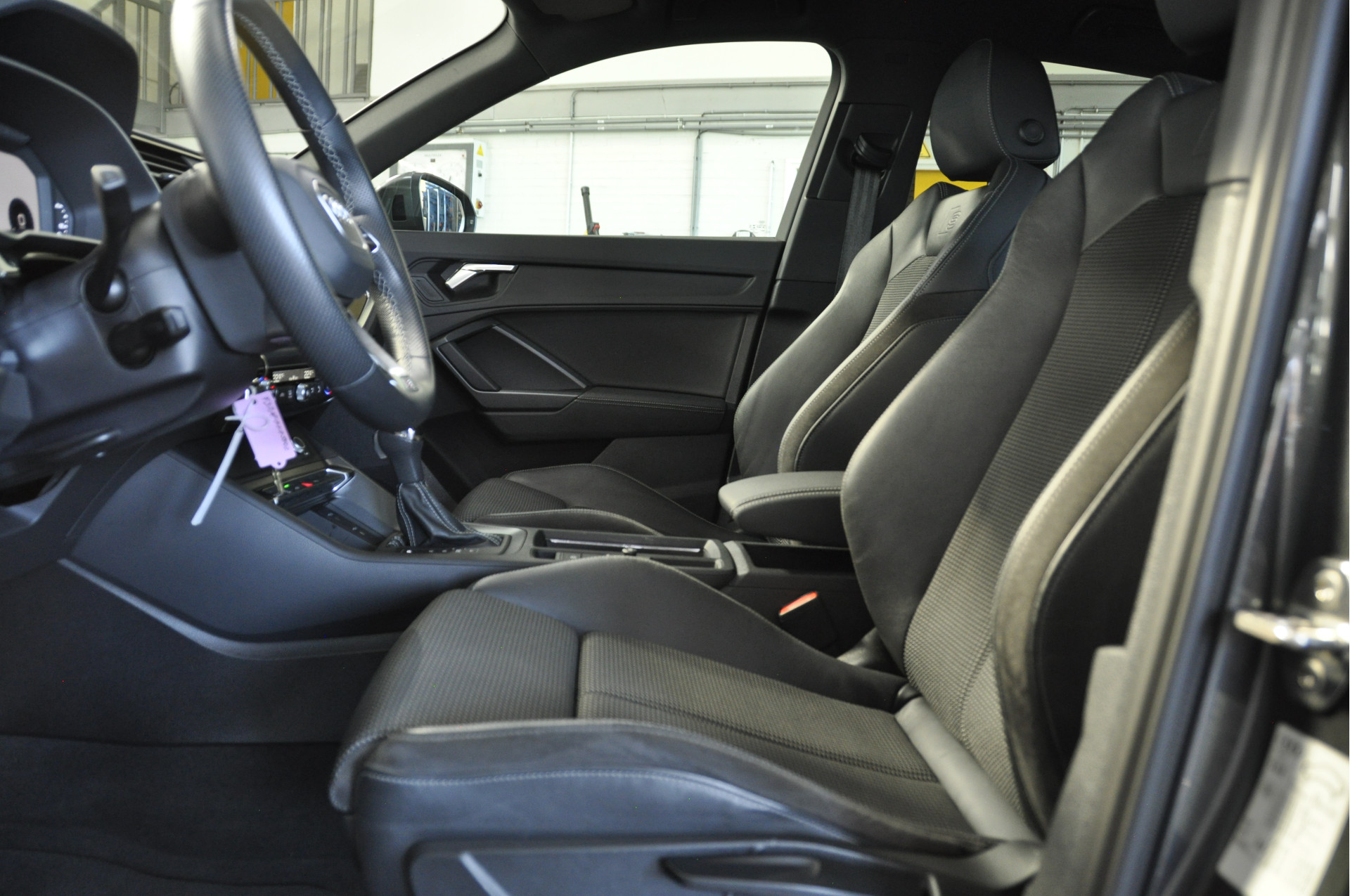 Foto van Audi Q3 E-tron