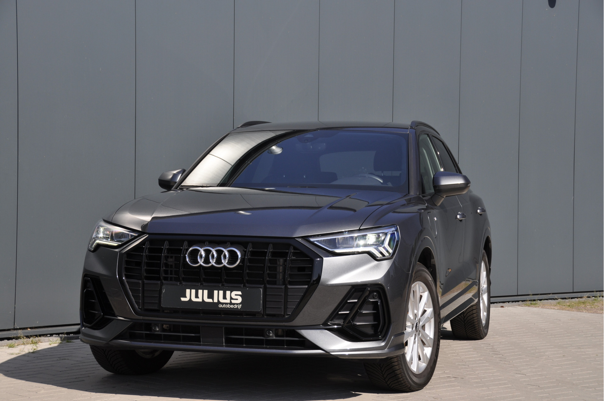 Foto van Audi Q3 E-tron