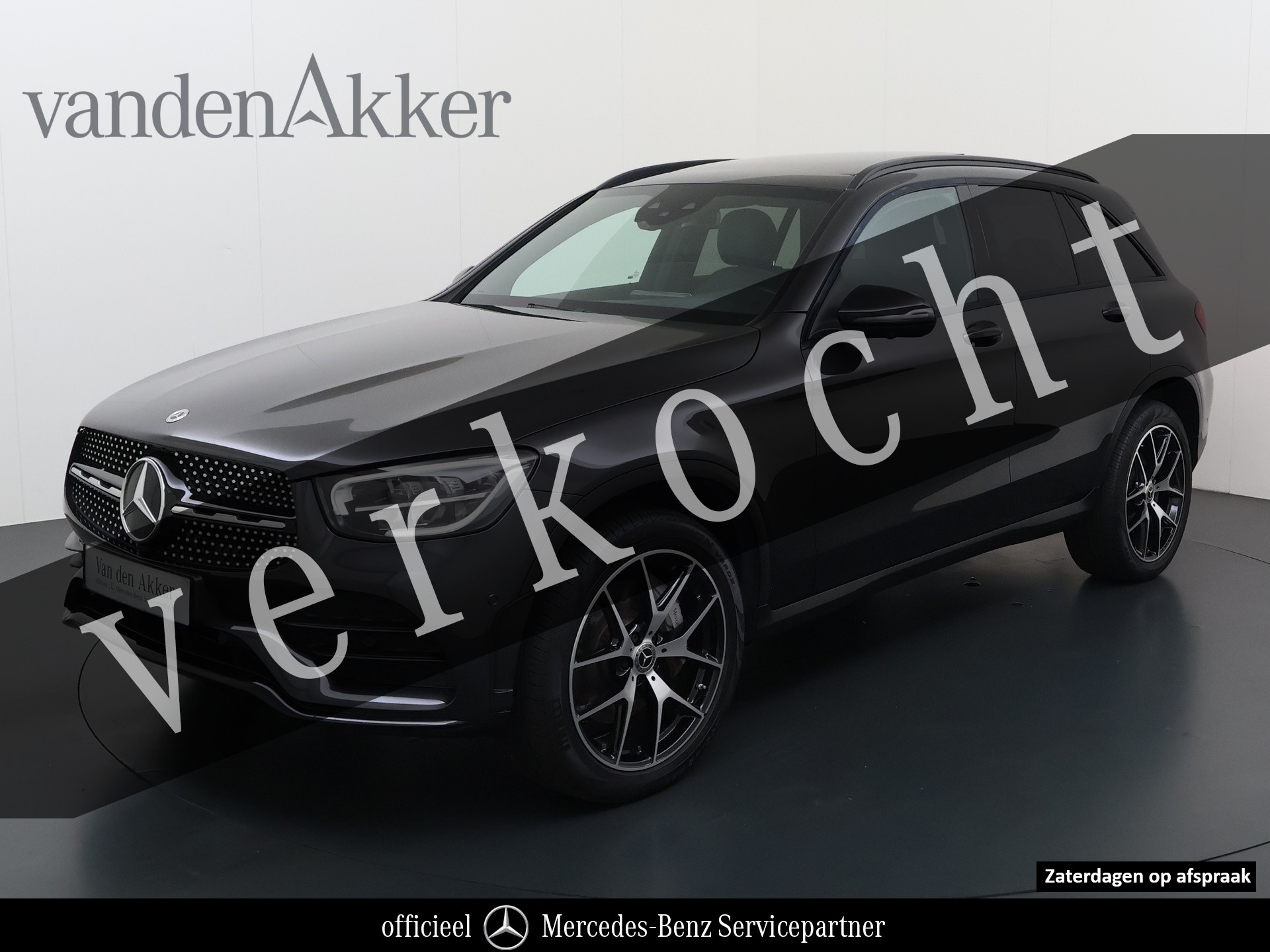 Mercedes-Benz GLC 300e AMG // SoH 96% // Panoramadak // Trekhaak // Memory // Headup // 360 Camera // Digitaal dashboard // Sfeerverlichting // 20 inch 2021 - voorkant