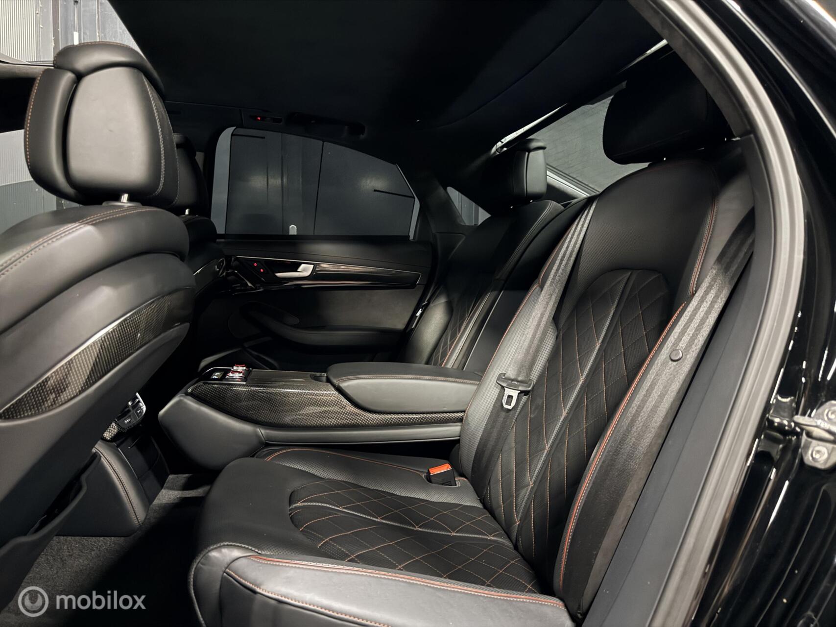 Foto van Audi S8 Plus