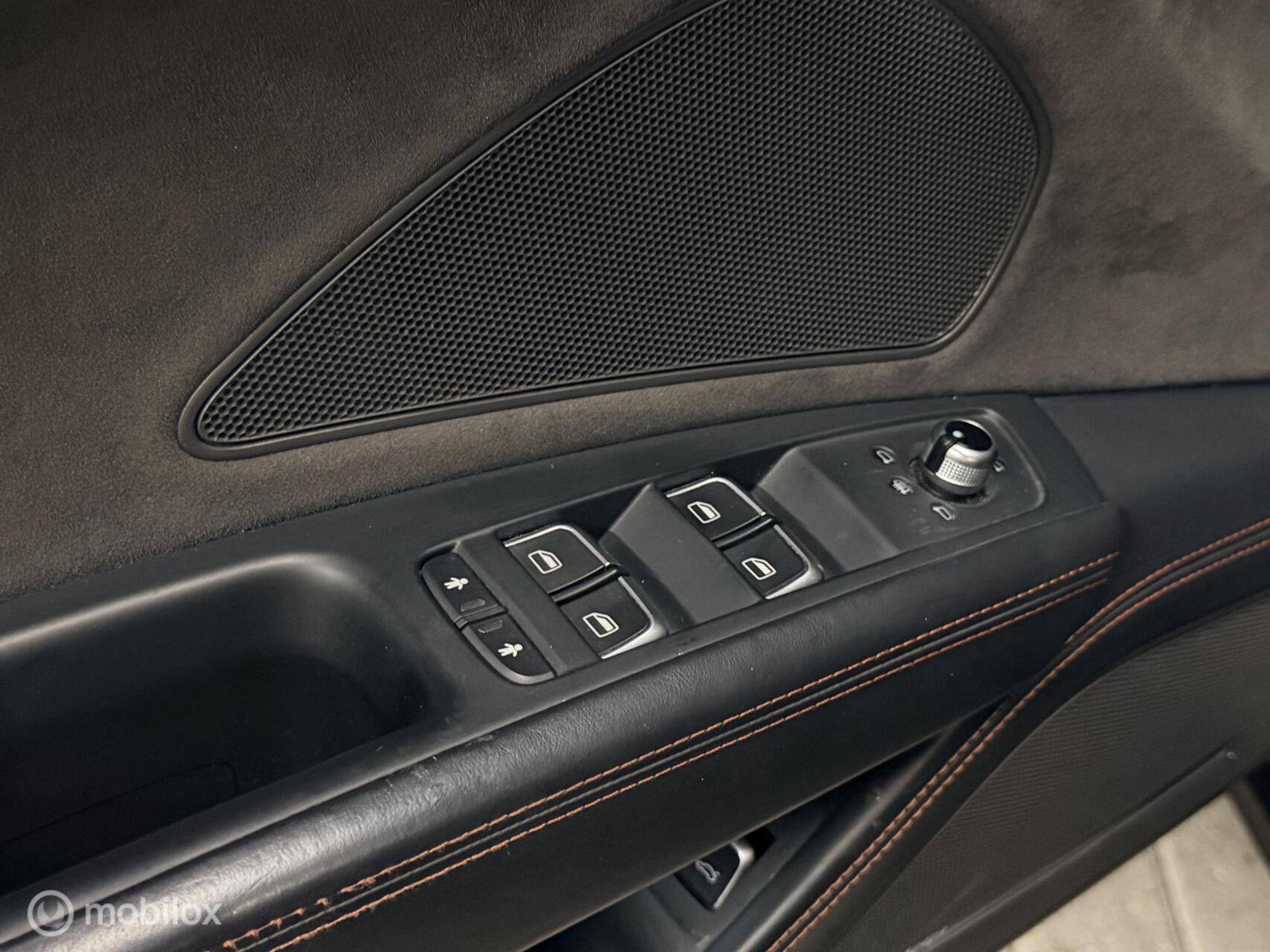 Foto van Audi S8 Plus