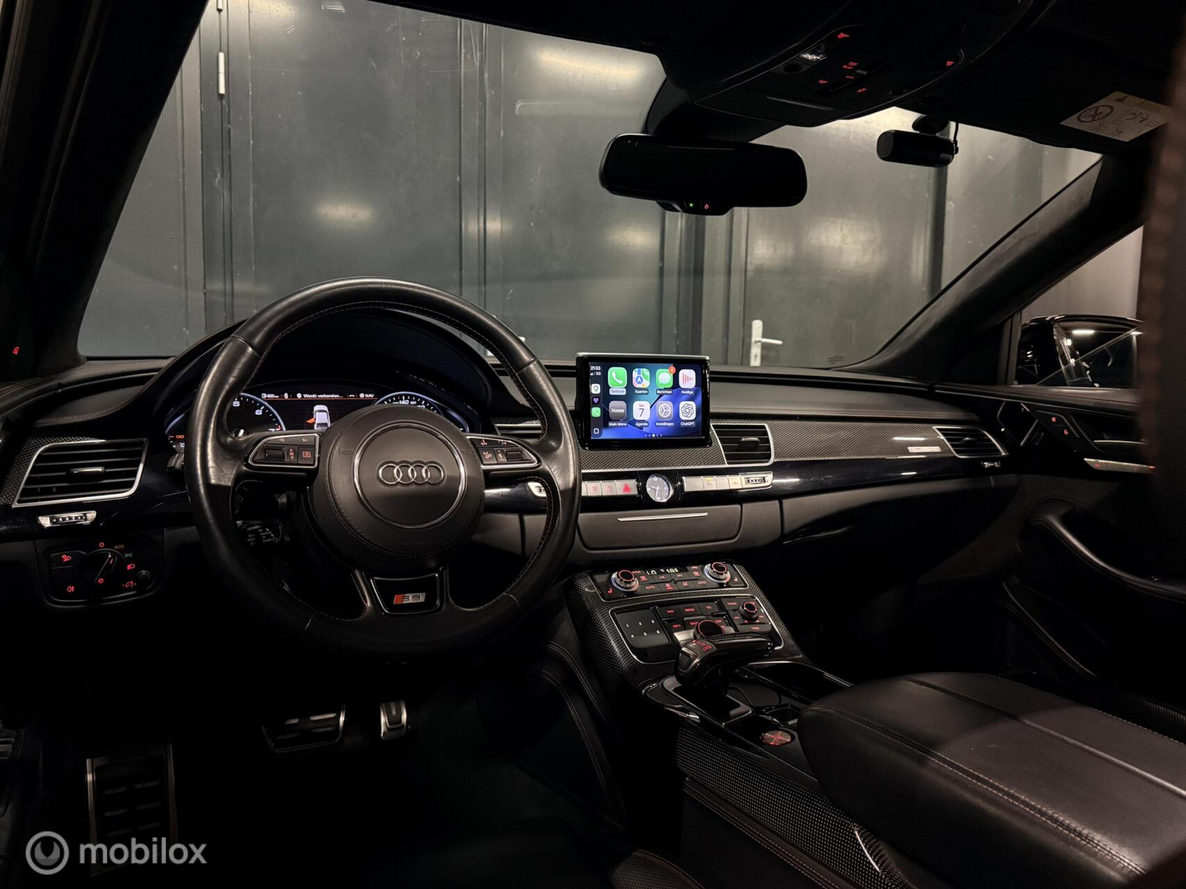 Foto van Audi S8 Plus