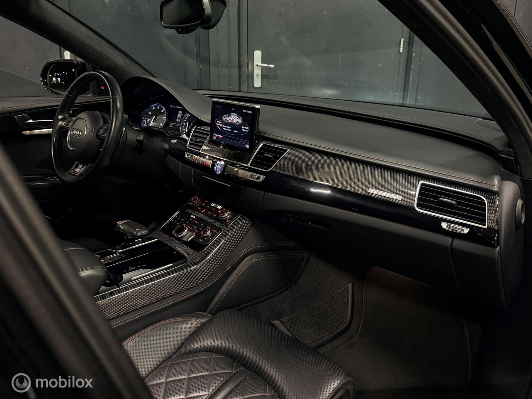 Foto van Audi S8 Plus